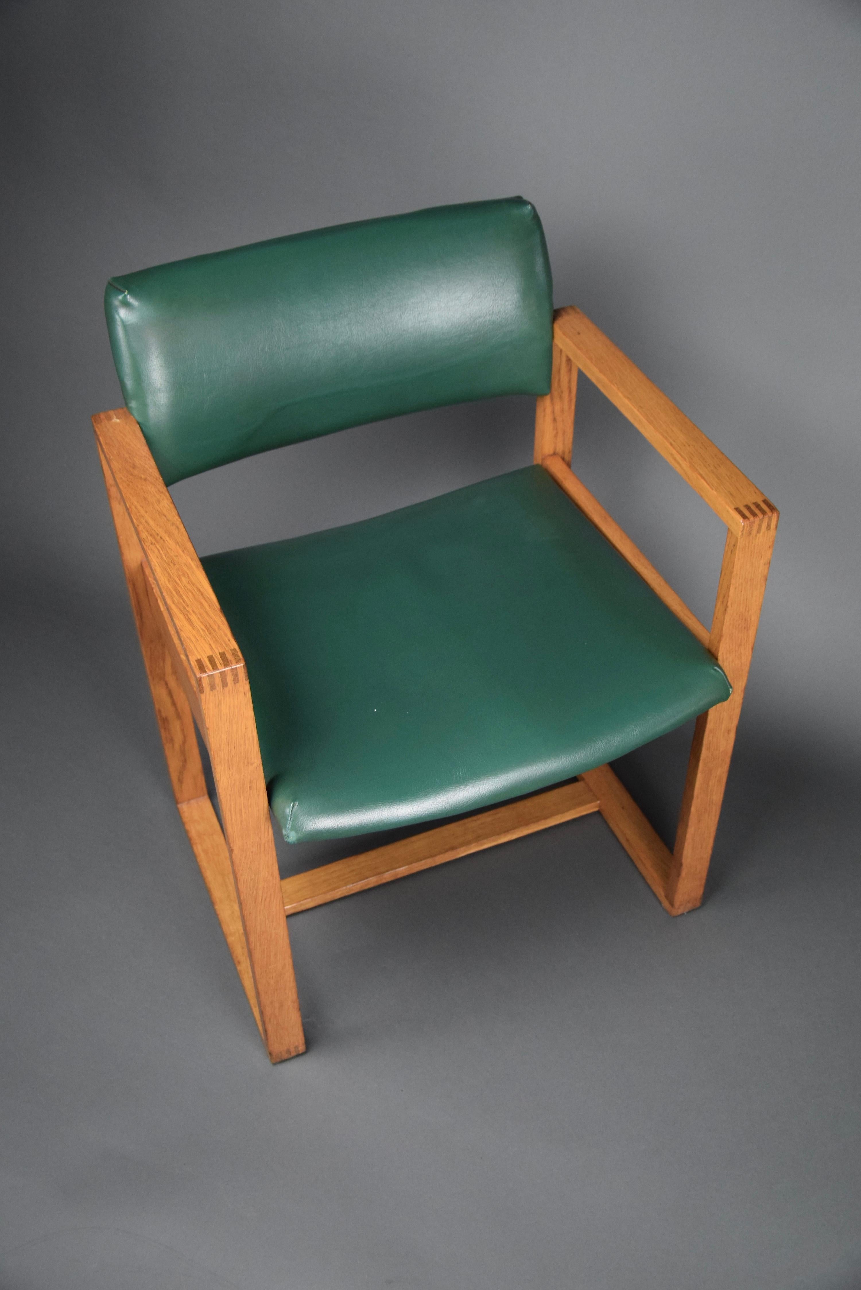 Bottle Green Mid-Century Modern Arm Office Chair For Sale 2