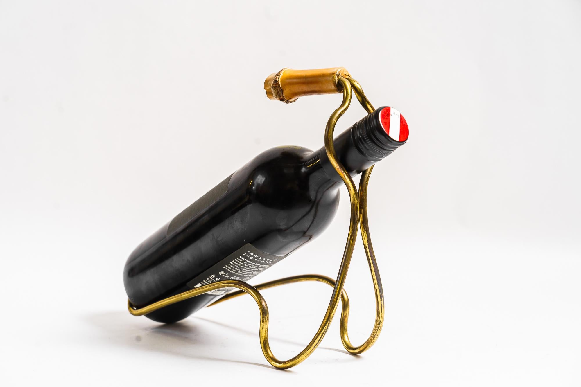 Flaschenhalter um, 1950er-Jahre (Mitte des 20. Jahrhunderts) im Angebot