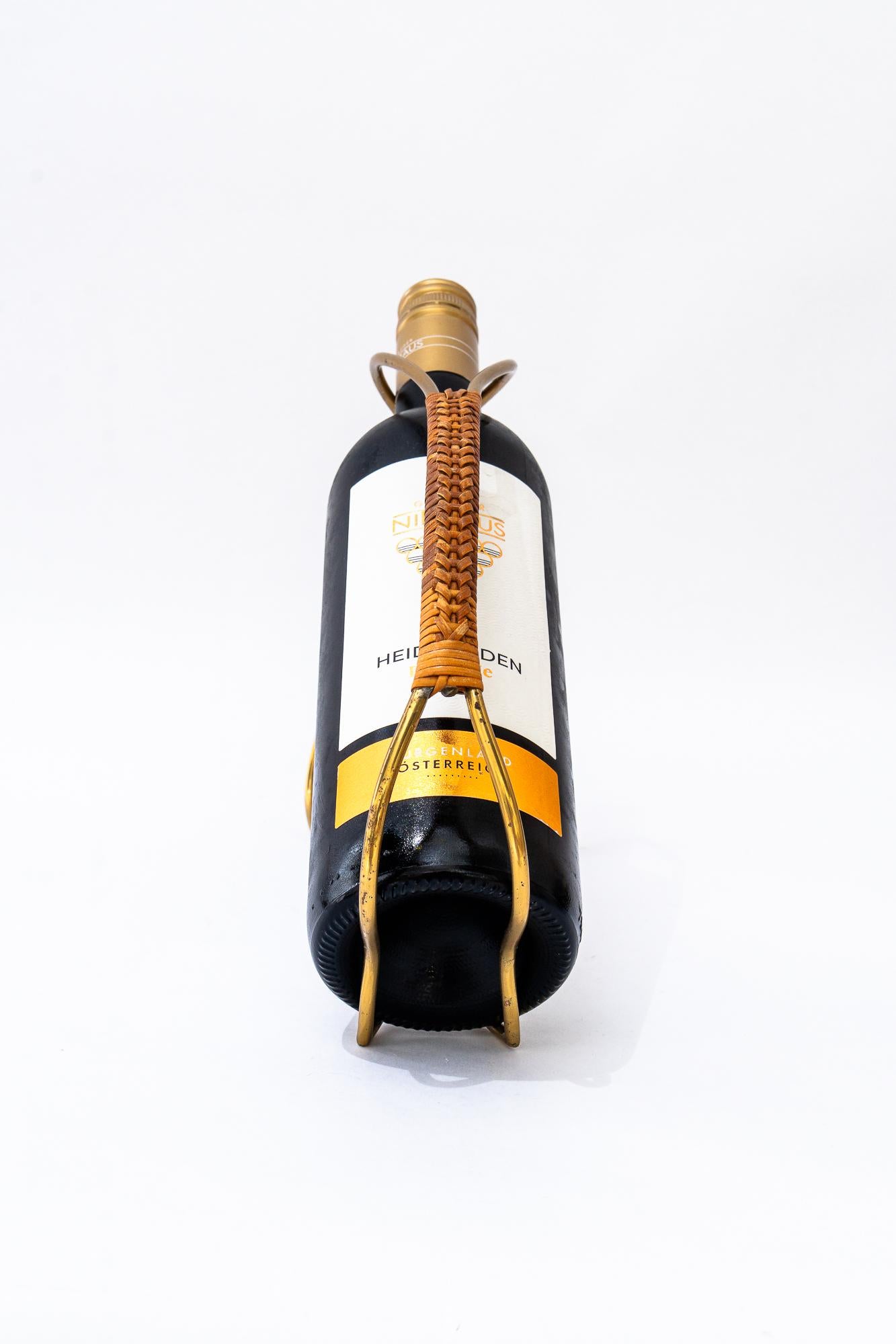 Flaschenhalter für Rebenflasche, Wien, um 1950 (Moderne der Mitte des Jahrhunderts) im Angebot