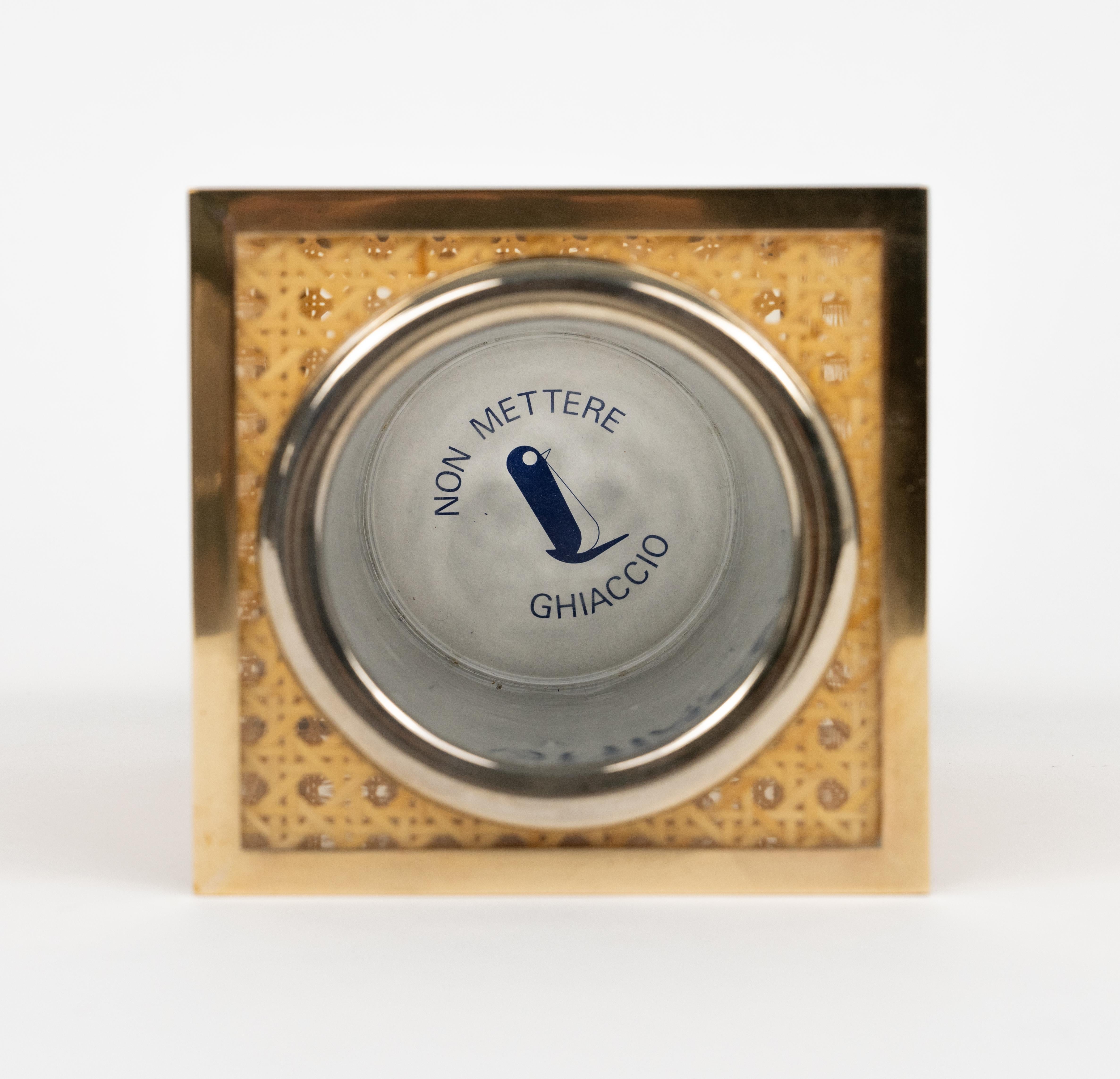 Botellero de Lucita, Mimbre y Latón Estilo Christian Dior, Italia Años 70 en venta 4