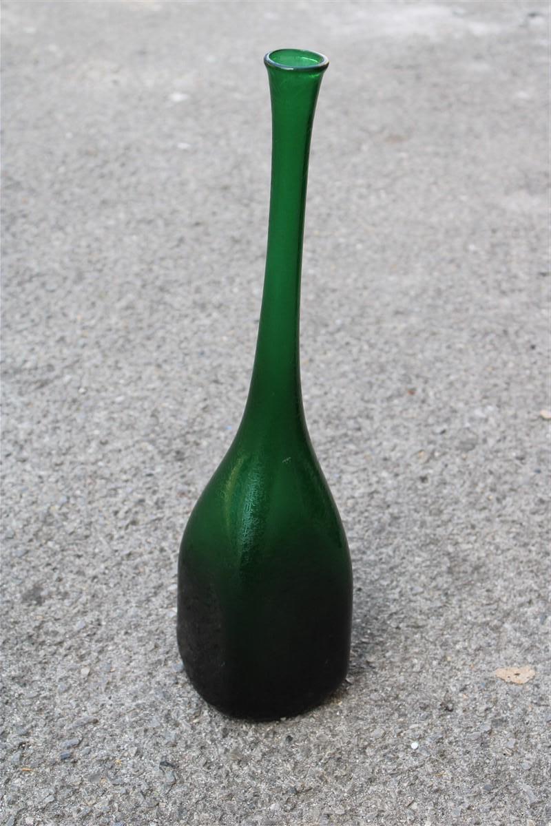 Bottle in acid-etched green Murano glass seguso 1960s Flavio Poli.