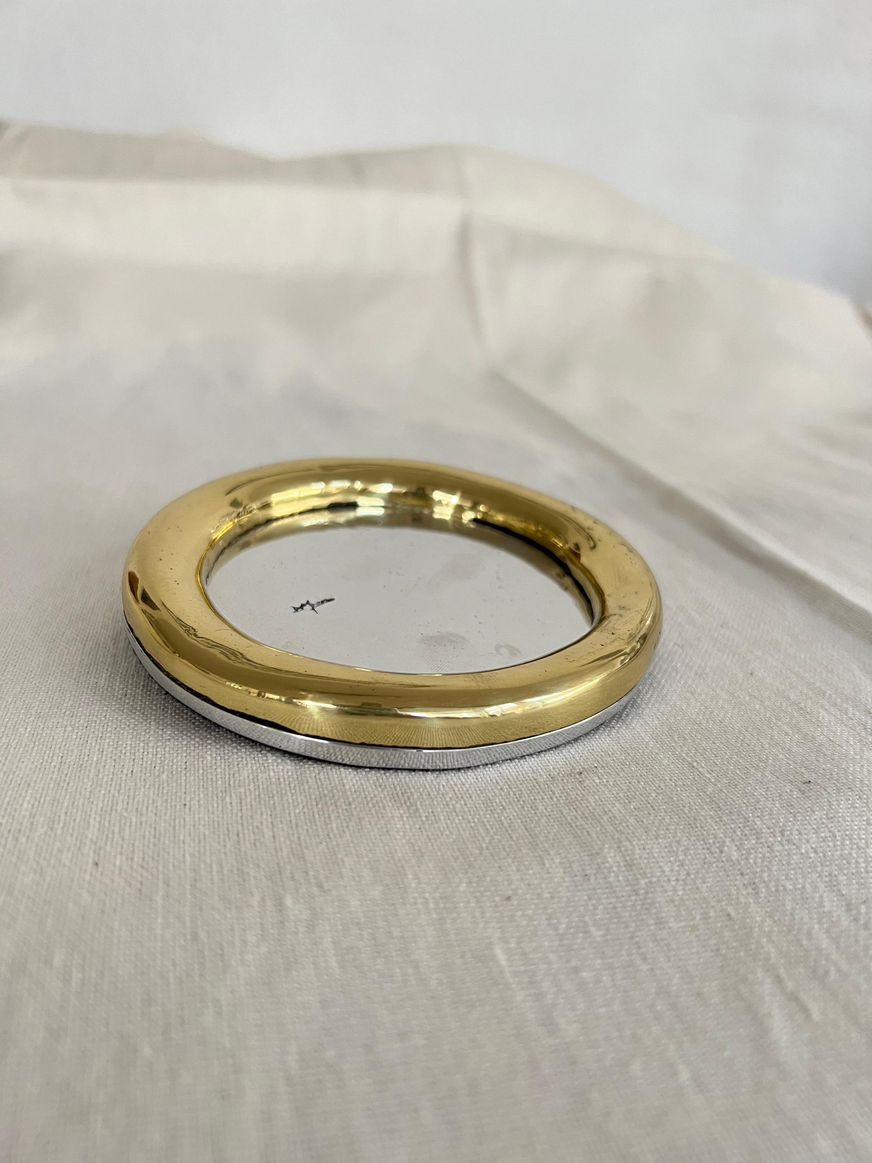 Ring C052 aus sandgegossenem Aluminiumguss-Lack, handgefertigt lackiert (Spanisch) im Angebot