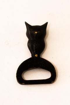 Flaschenöffner zeigt eine Eule bosse vienna um 1950s