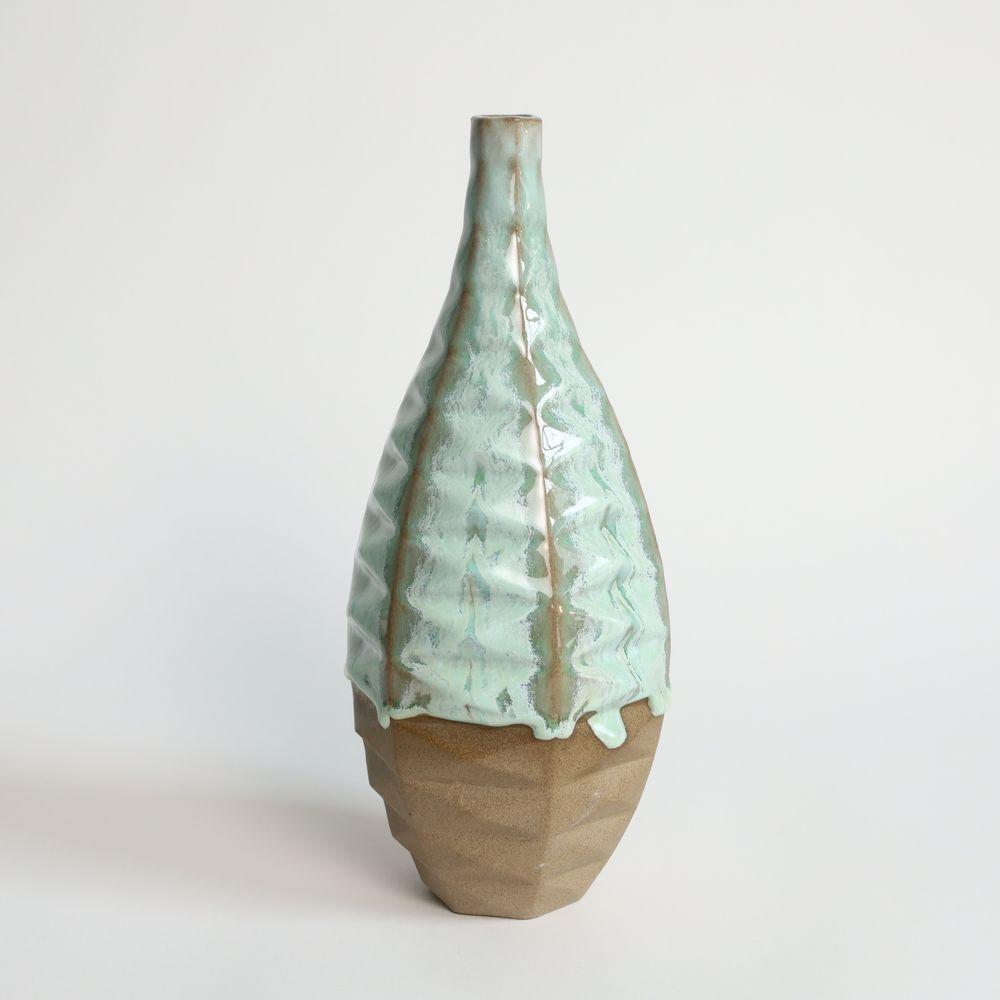 Bottle Patterned Vessel in Coral Green In New Condition For Sale In Brooklyn, NY