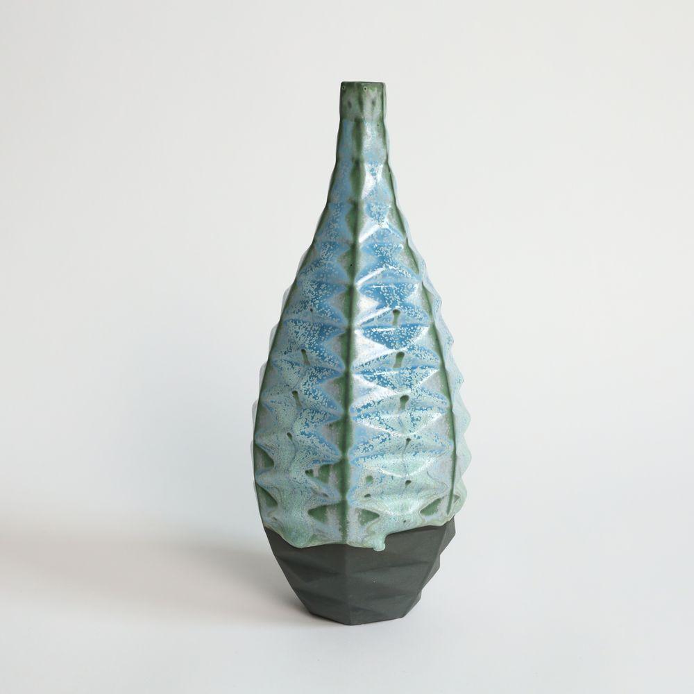 Bottle Patterned Vessel in Lime Moondust In New Condition For Sale In Brooklyn, NY