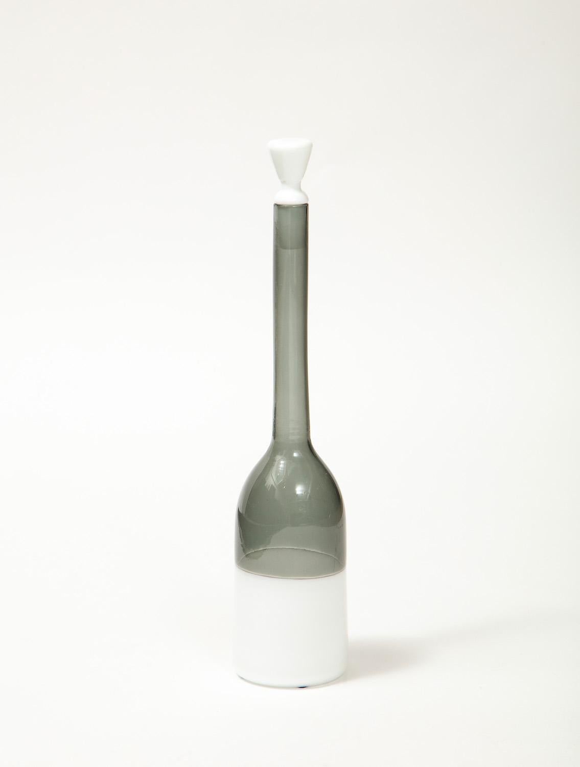 Italian Bottle with Stopper by Gio Ponti for Venini For Sale