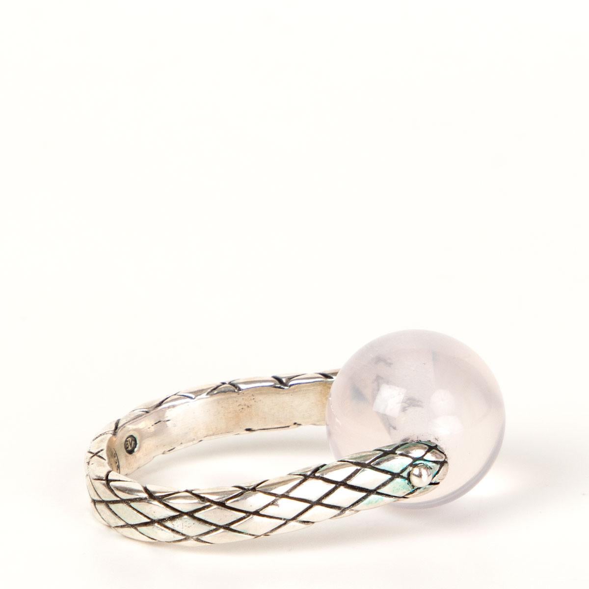 Bottega Veneta sterling silver Intrecciato ring with spinning crystal ball in the middle. Has been worn and is in excellent condition. 

Tag Size 7.5
Width 1.7cm (0.7in)
Length 1.5cm (0.6in)