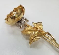 "Boucher" Pearl and Stone Flower Brooch