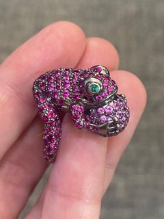 Boucheron 18 carat gold ruby and pink sapphire frog cocktail ring