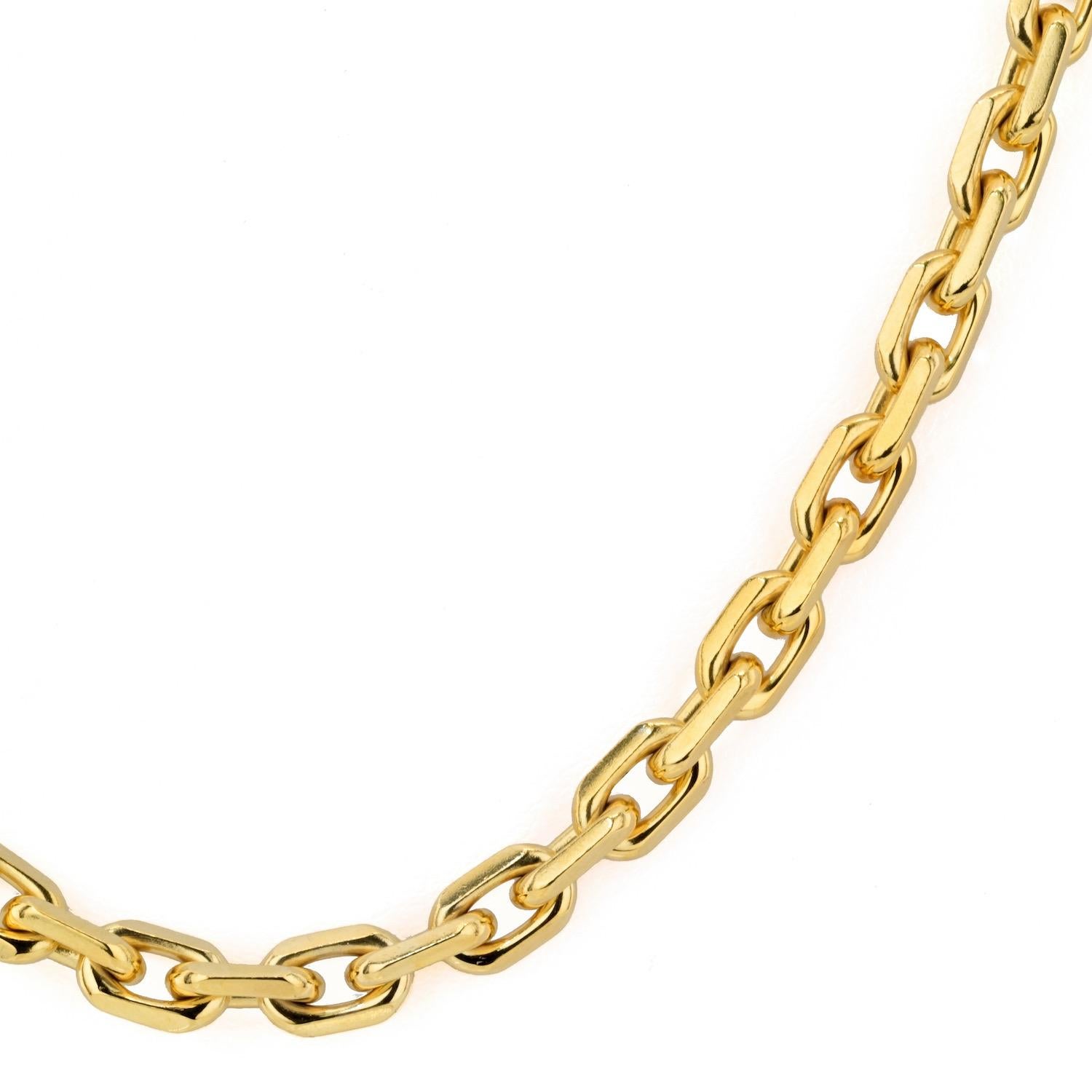 Boucheron 18 Karat Yellow Gold 35 Inches Long Chain Necklace In Excellent Condition For Sale In New York, NY