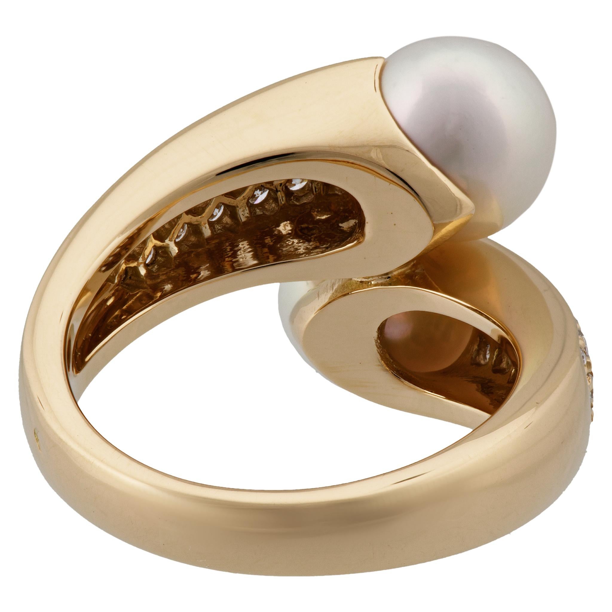 Boucheron 18 Karat Yellow Gold Diamond and Pearl Crossover Ring In Excellent Condition In New York, NY