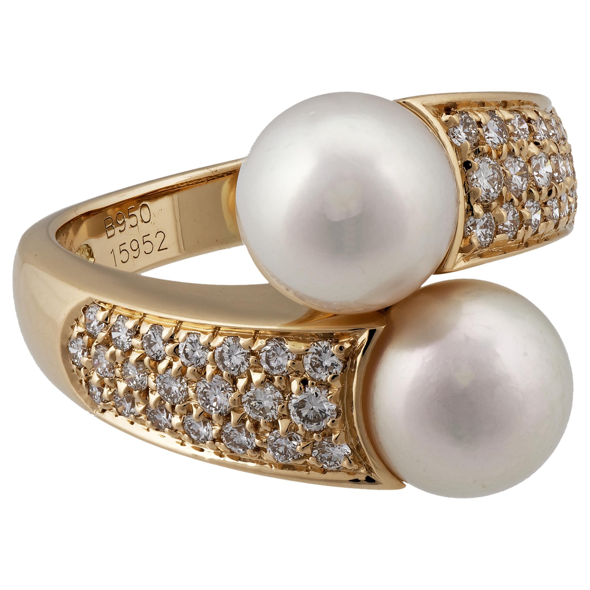 Boucheron 18 Karat Yellow Gold Diamond and Pearl Crossover Ring