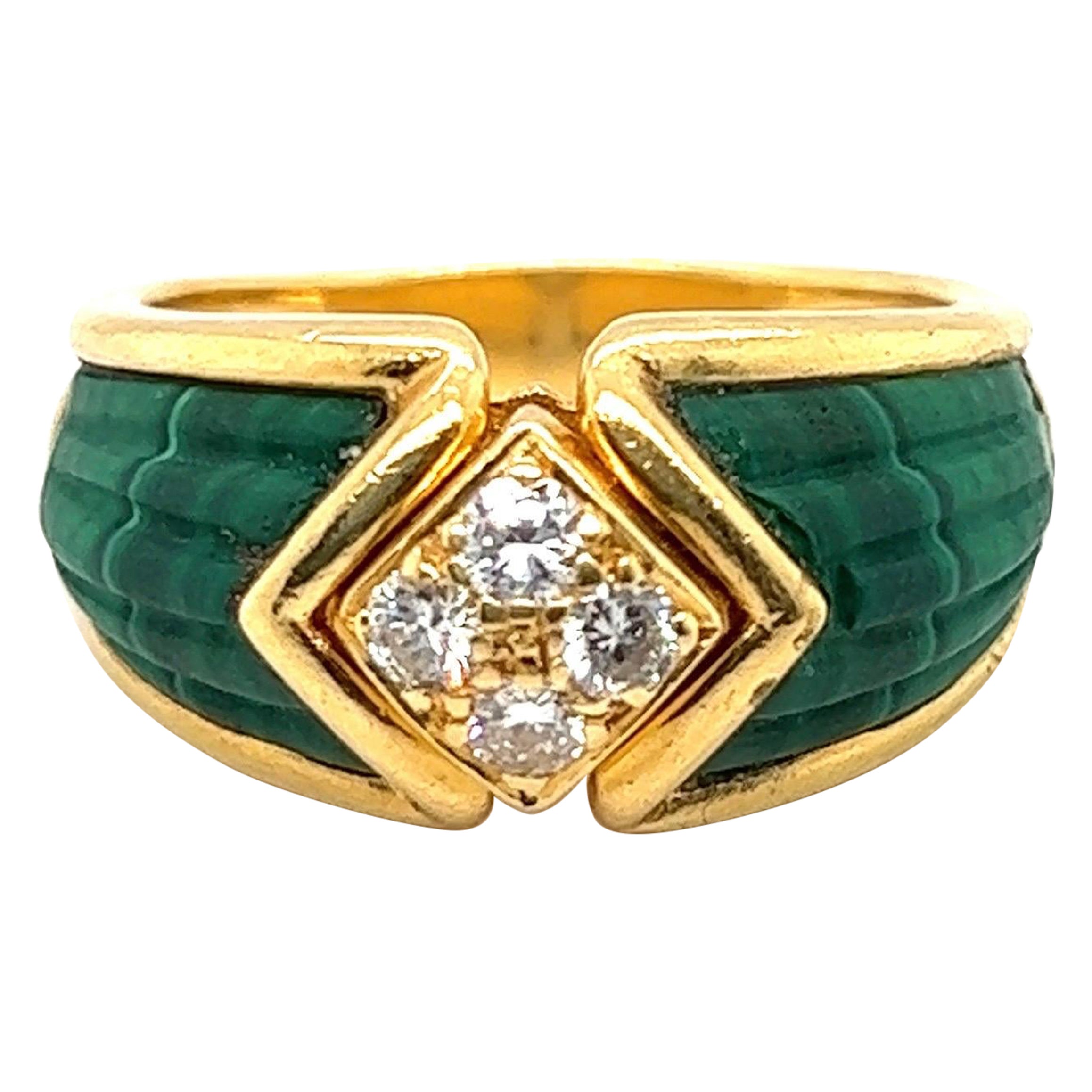 Boucheron 18 Karat Yellow Gold Diamond Malachite Ring, 1970s