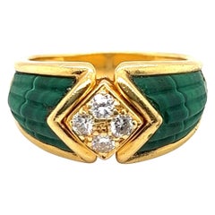 Boucheron Malachit-Ring aus 18 Karat Gelbgold mit Diamant, 1970er Jahre