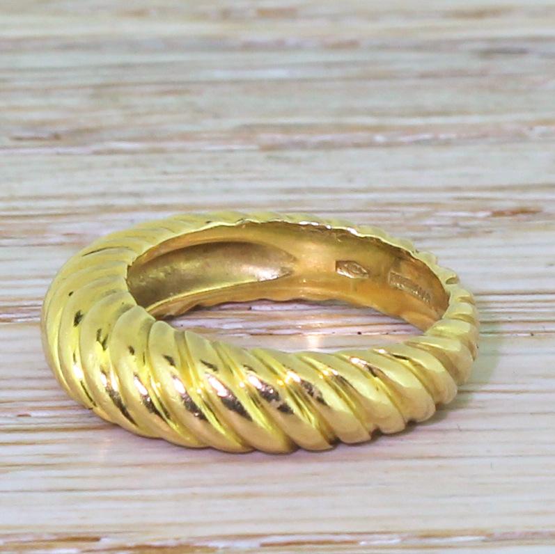 Boucheron 18 Karat Yellow Gold Grooved Ring In Excellent Condition In Essex, GB
