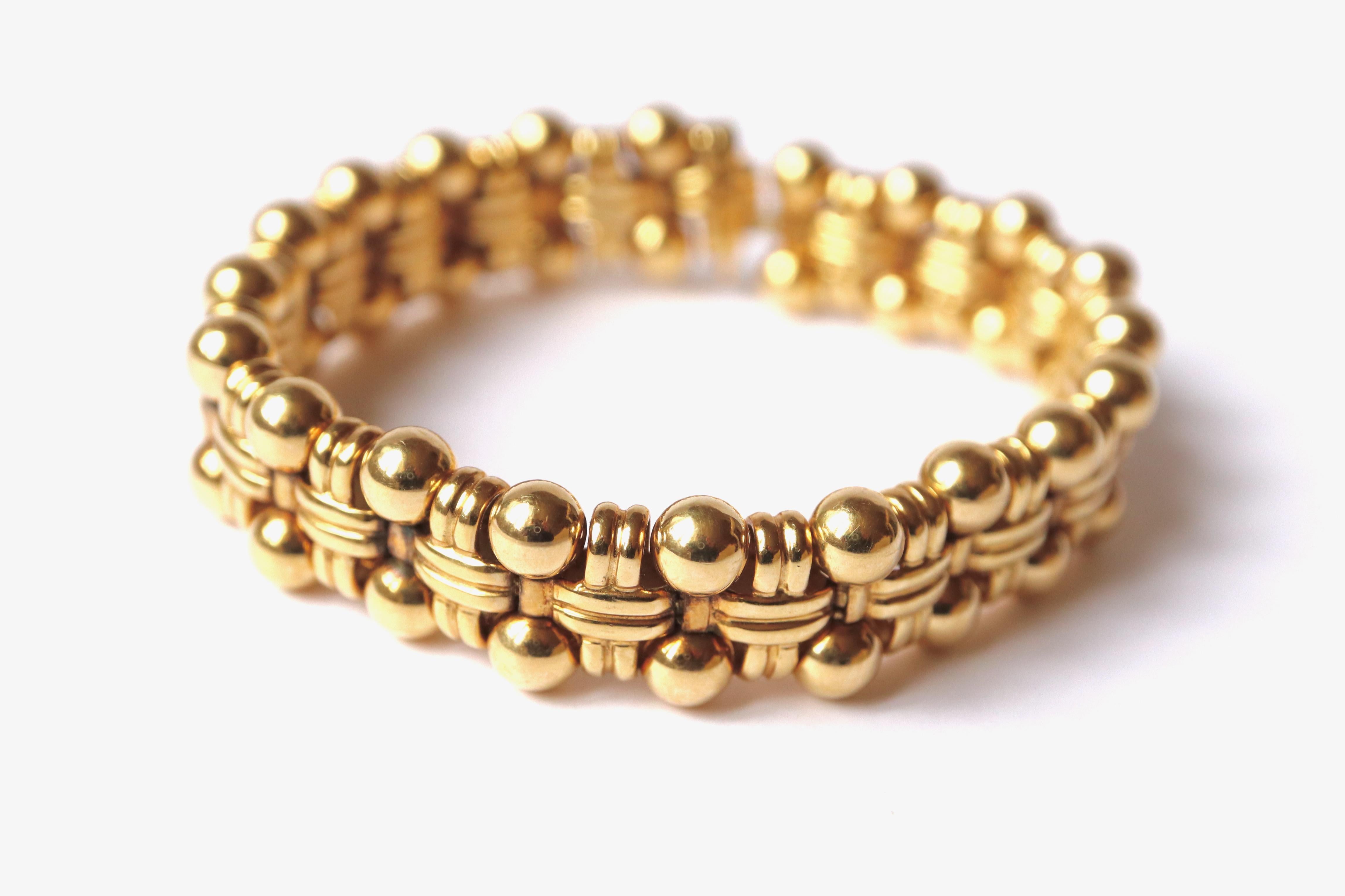 Boucheron 18 Kt Yellow Gold Bracelet circa 1960 For Sale 6