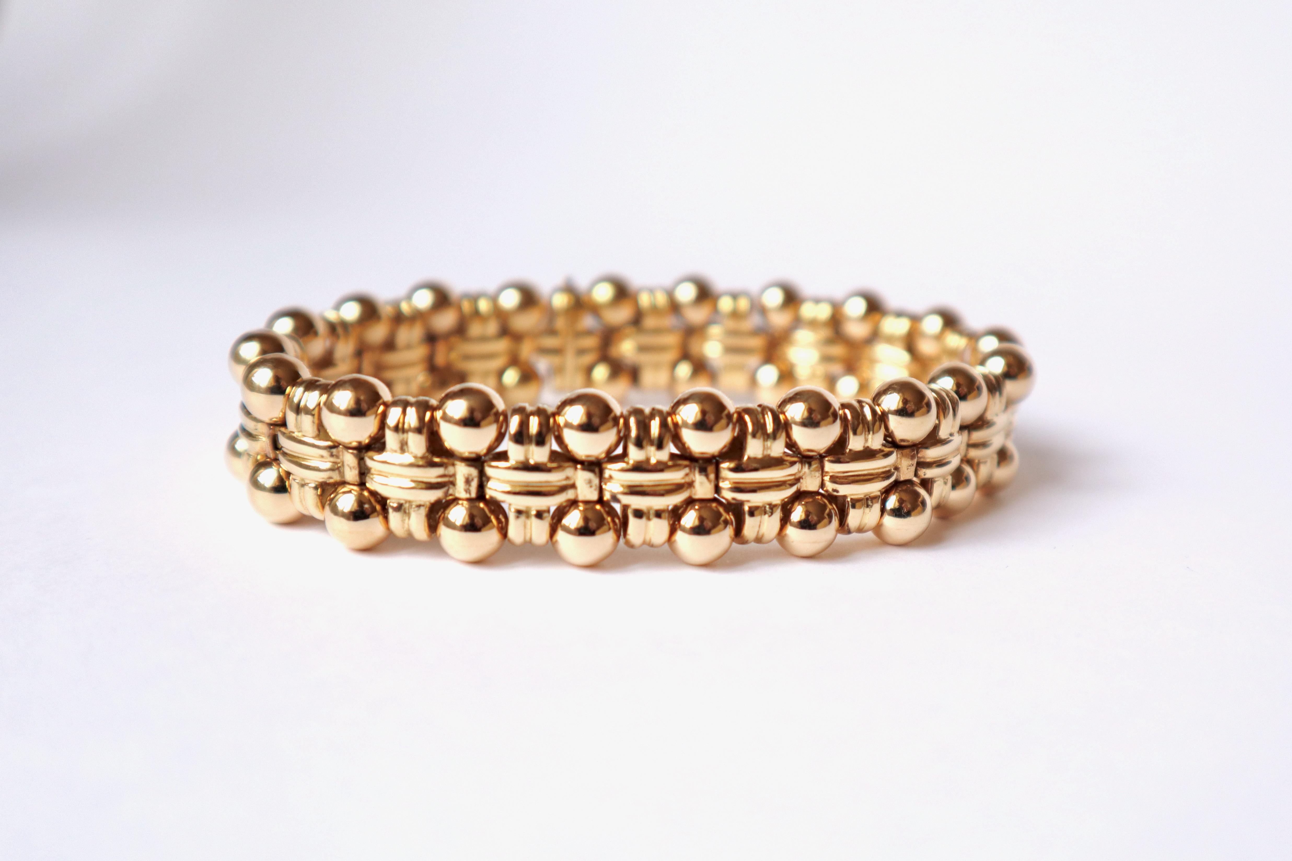 Boucheron 18 Kt Yellow Gold Bracelet circa 1960 For Sale 7