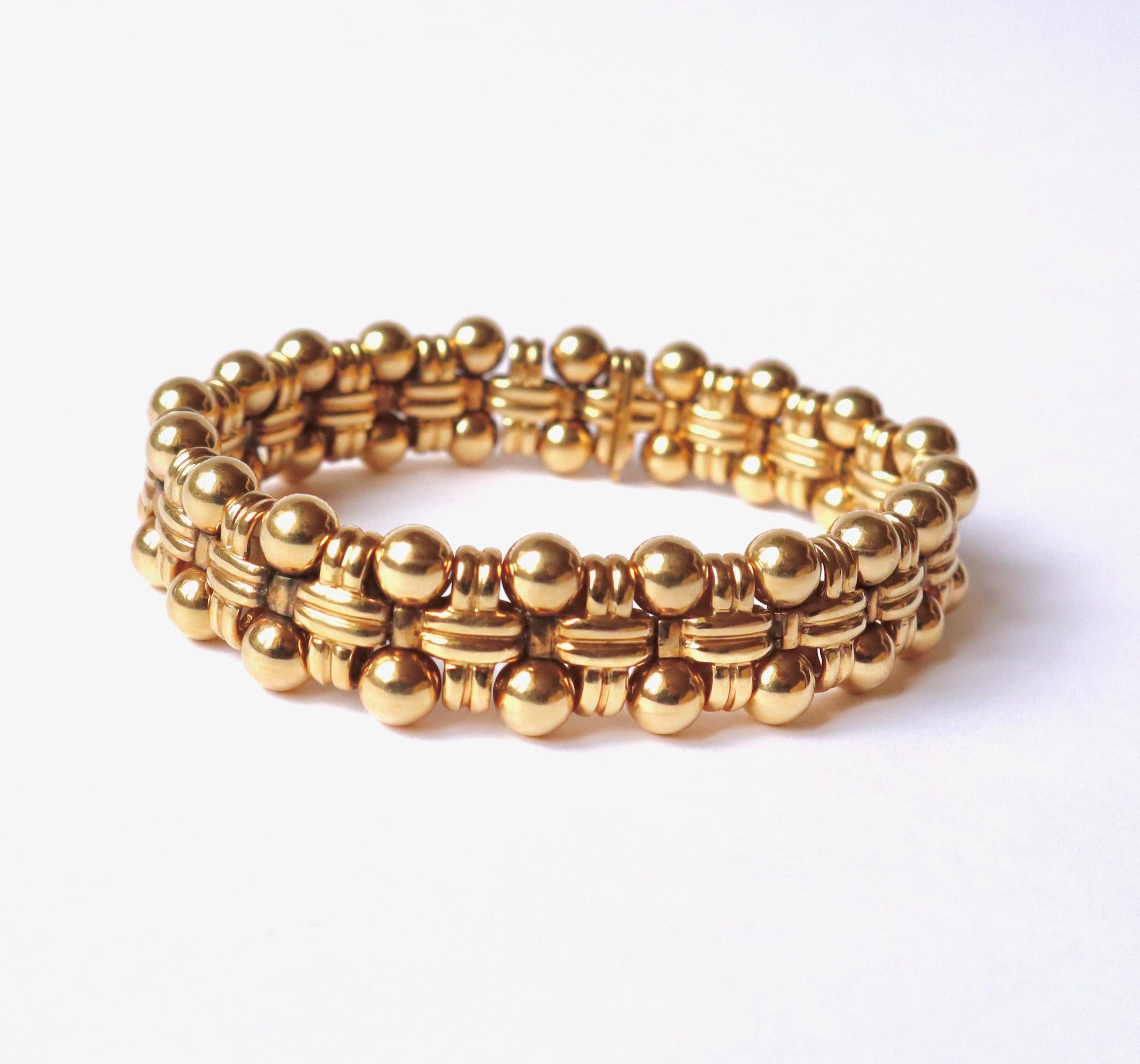 Women's Boucheron 18 Kt Yellow Gold Bracelet circa 1960 For Sale