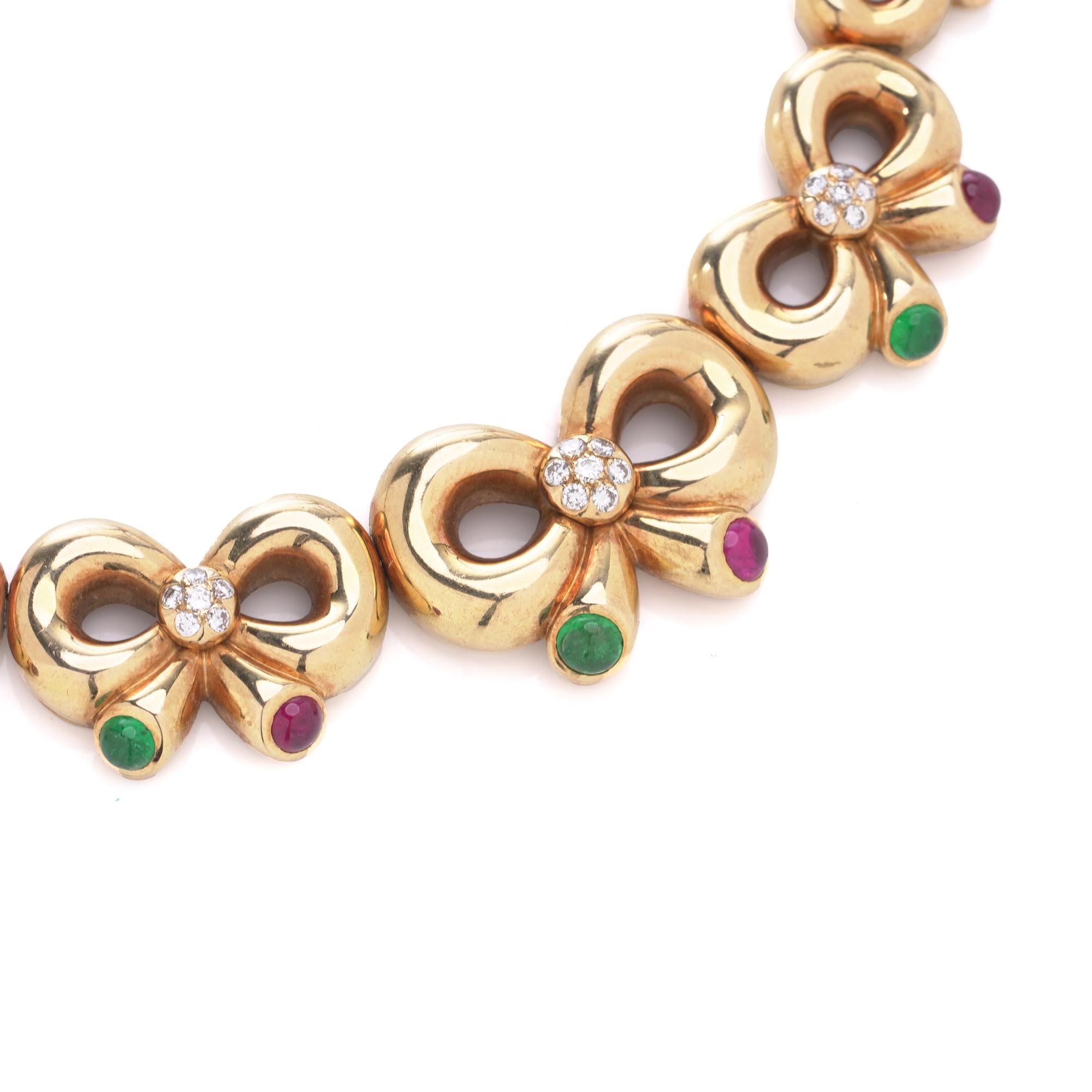 Collier en or 18ct à diamants, émeraudes et rubis de Boucheron (années 1950) Bon état - En vente à Braintree, GB