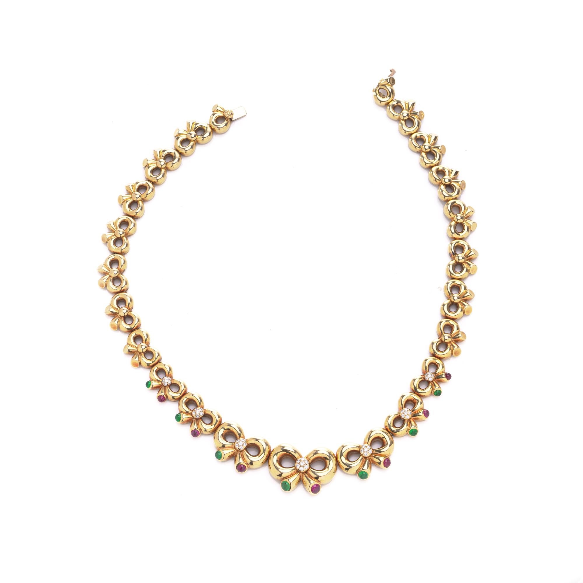 Collier en or 18ct à diamants, émeraudes et rubis de Boucheron (années 1950) en vente 3