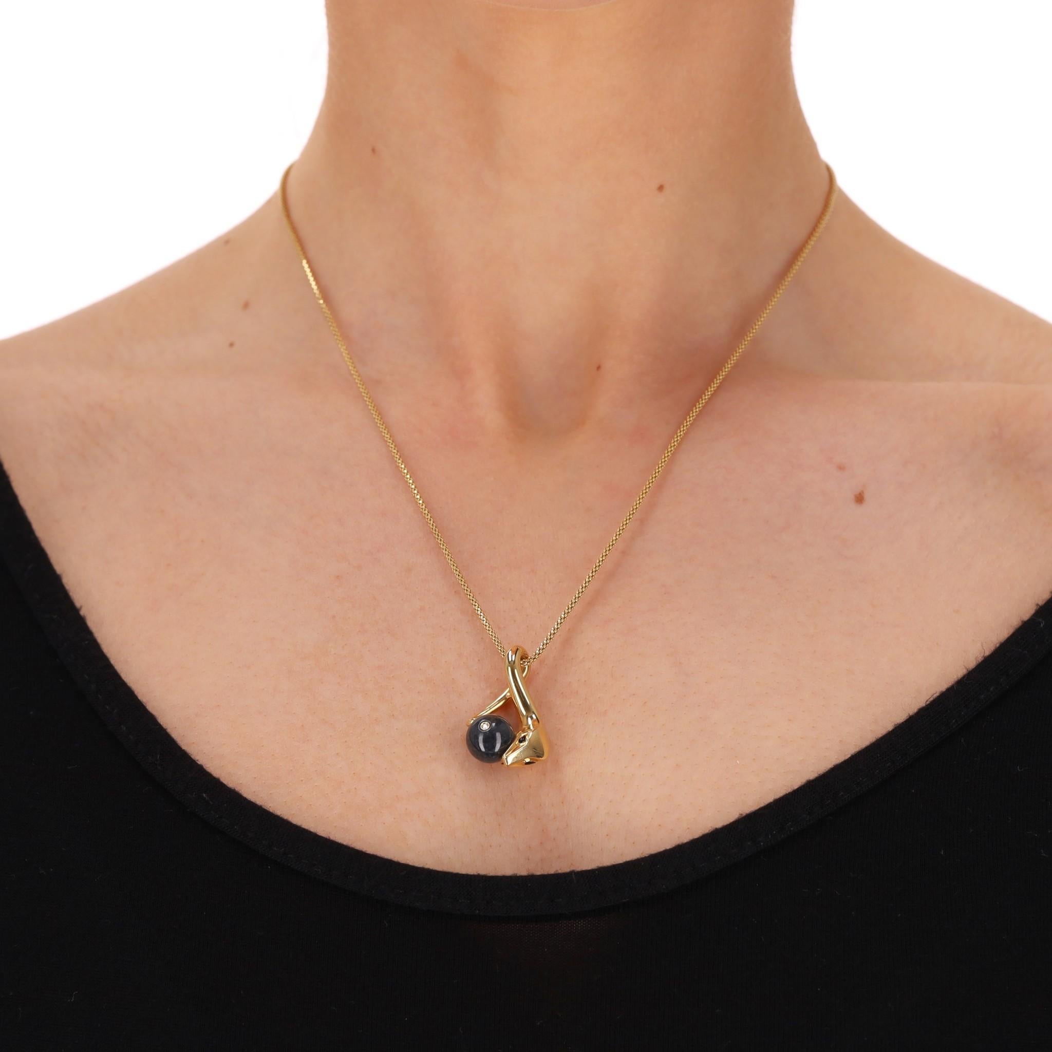 Collana Boucheron in oro 18k, giada e diamanti a forma di serpente 

Della collezione 