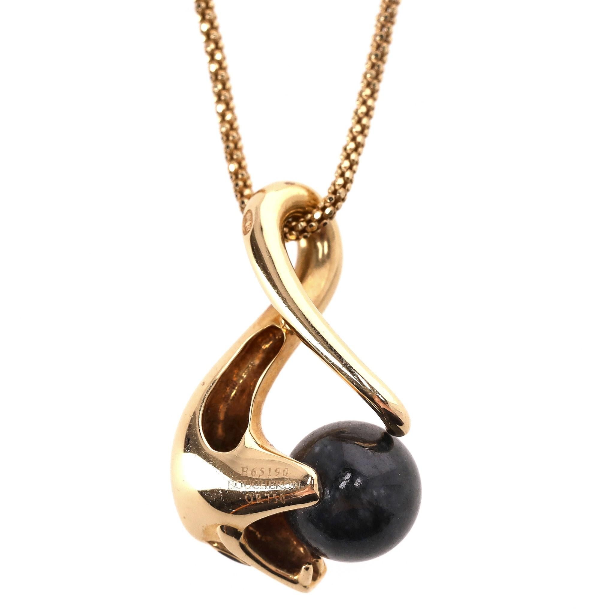 Collana Boucheron in oro 18k, giada e diamanti a forma di serpente in vendita 1