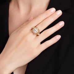 Anello da cocktail vintage BOUCHERON in oro 18 carati e platino con diamanti da 3,35 carati, anni '60