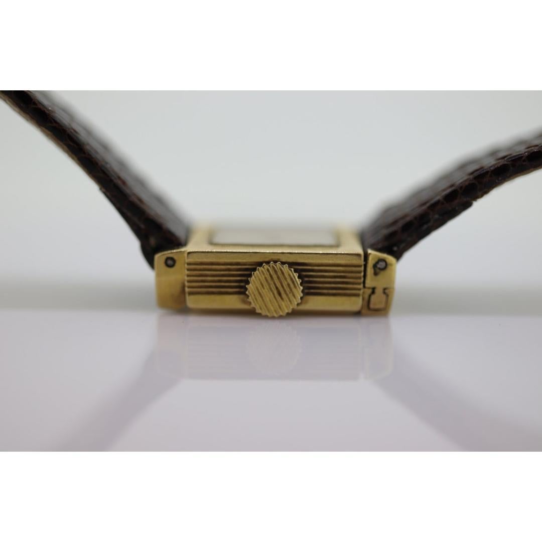 Boucheron 18k Reflet Watch. Vintage 18k Gold Manual Ladies watch. In Good Condition For Sale In Port Charlotte, FL