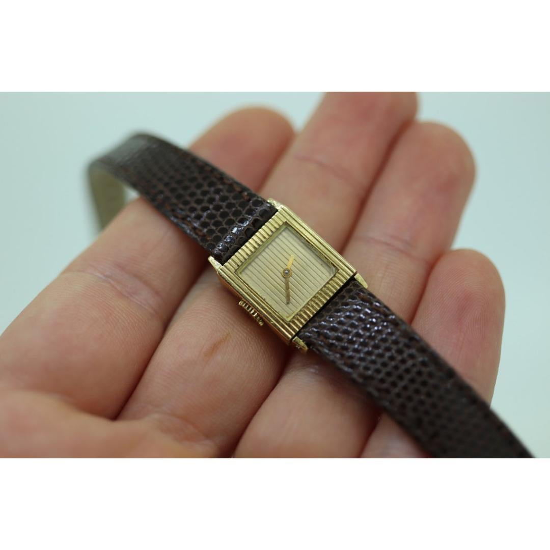Boucheron 18k Reflet Watch. Vintage 18k Gold Manual Ladies watch. For Sale 2