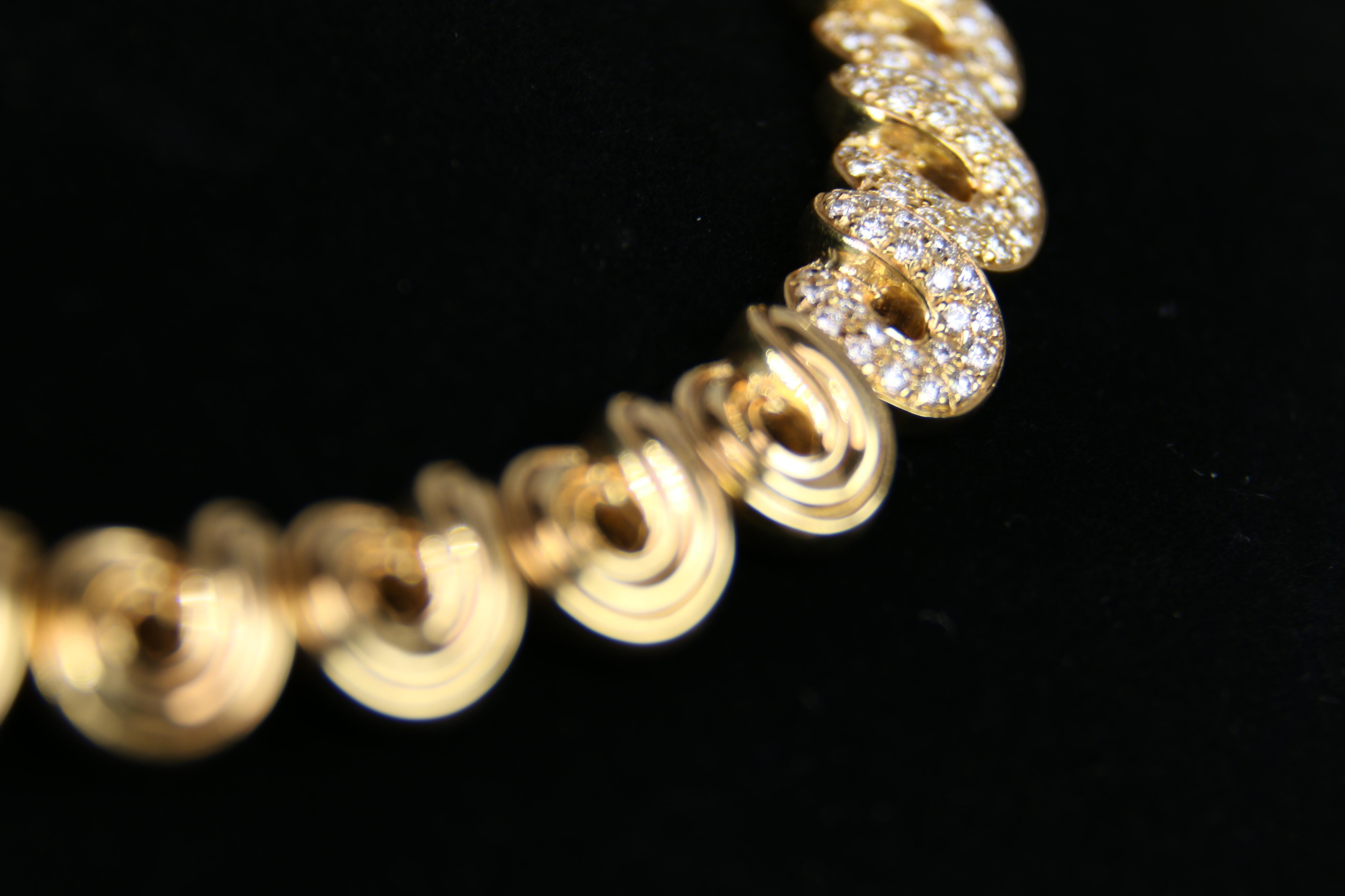 Round Cut Boucheron 18 Karat Yellow Gold and Diamond Necklace For Sale