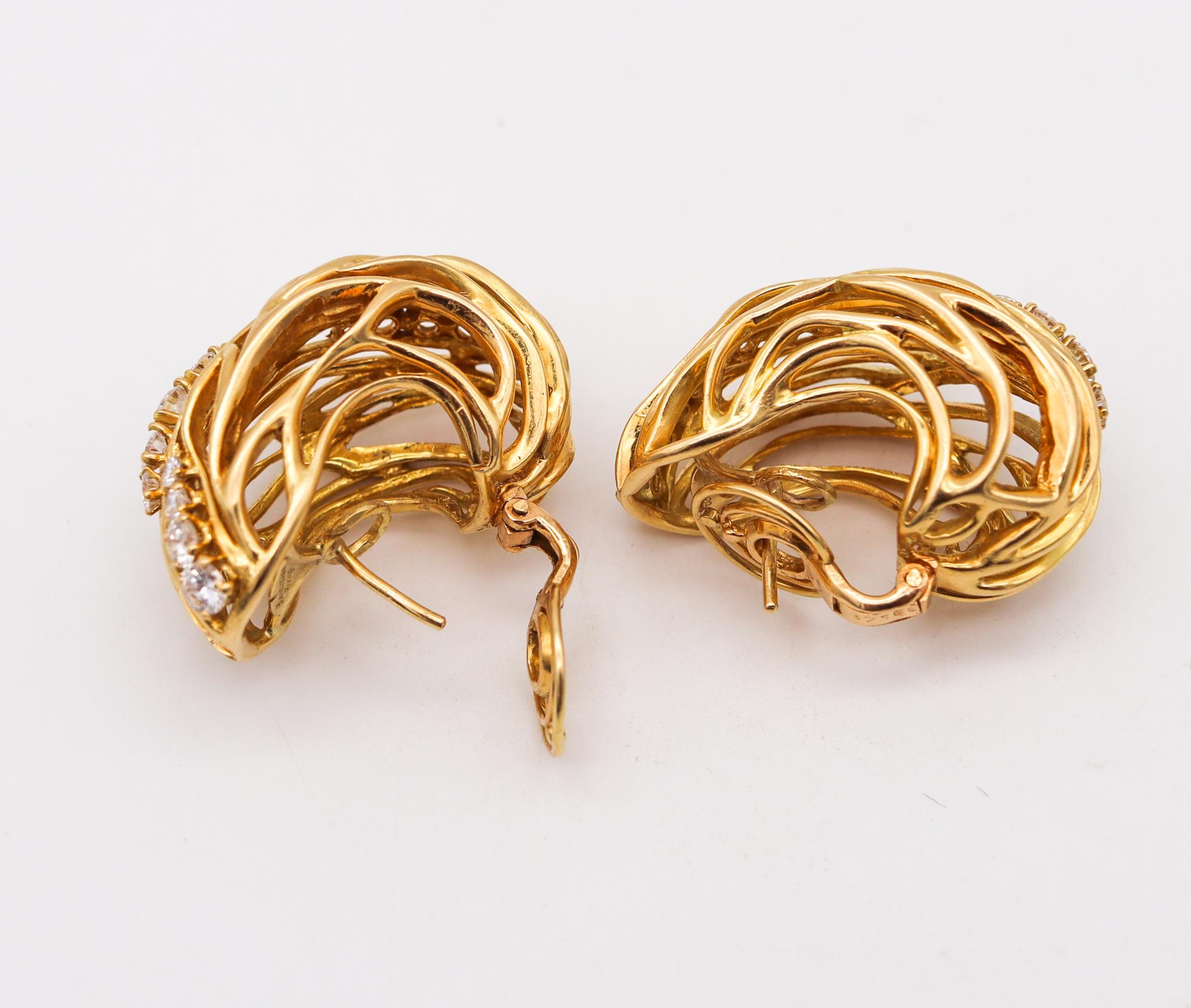 Modernist Boucheron 1970 Paris Andre Vassort Hoop Earrings 18Kt Gold with 3.26 Ct Diamonds