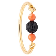Boucheron 1970 Paris Colorful Bracelet in 18Kt Yellow Gold with Coral and Onyx