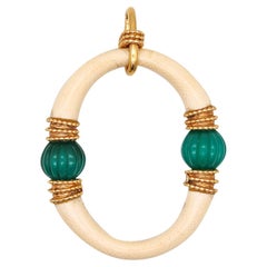 Boucheron 1970 Paris Retro Pendant in 18kt Gold with White Coral and Chrysoprase