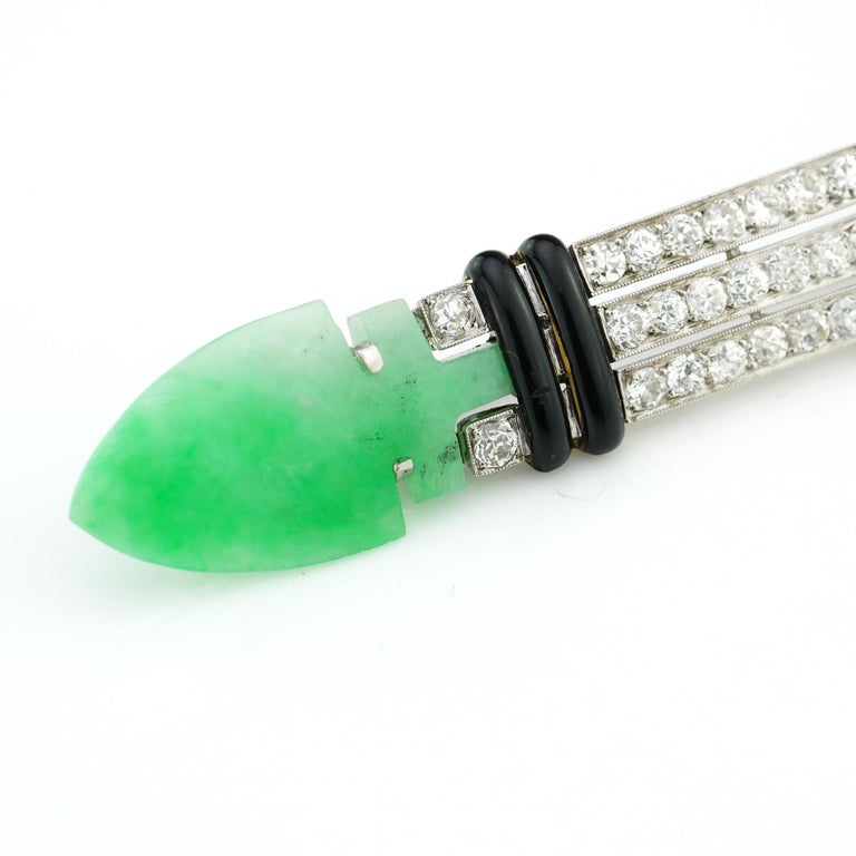 Boucheron Art Deco Platinum Brooch with Natural Jade, Onyx and Diamonds For Sale 6