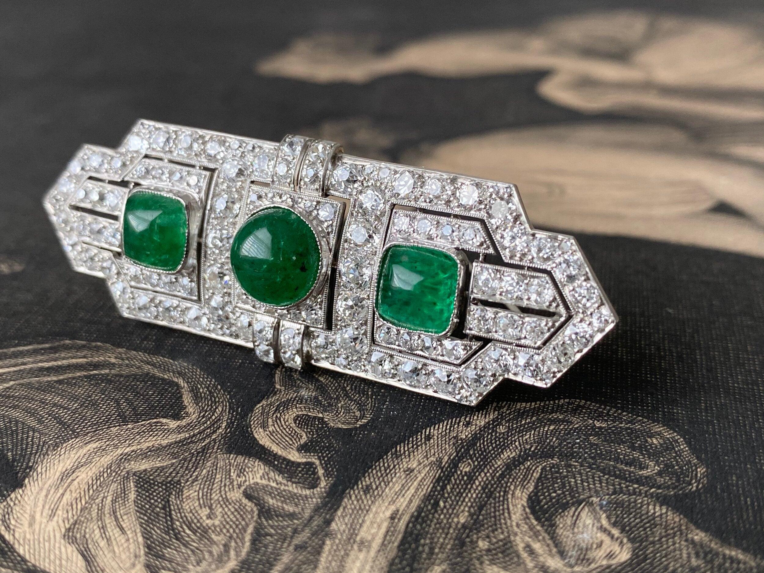 Boucheron Art Deco Platinum, Emerald and Diamond Brooch In Good Condition For Sale In Hummelstown, PA