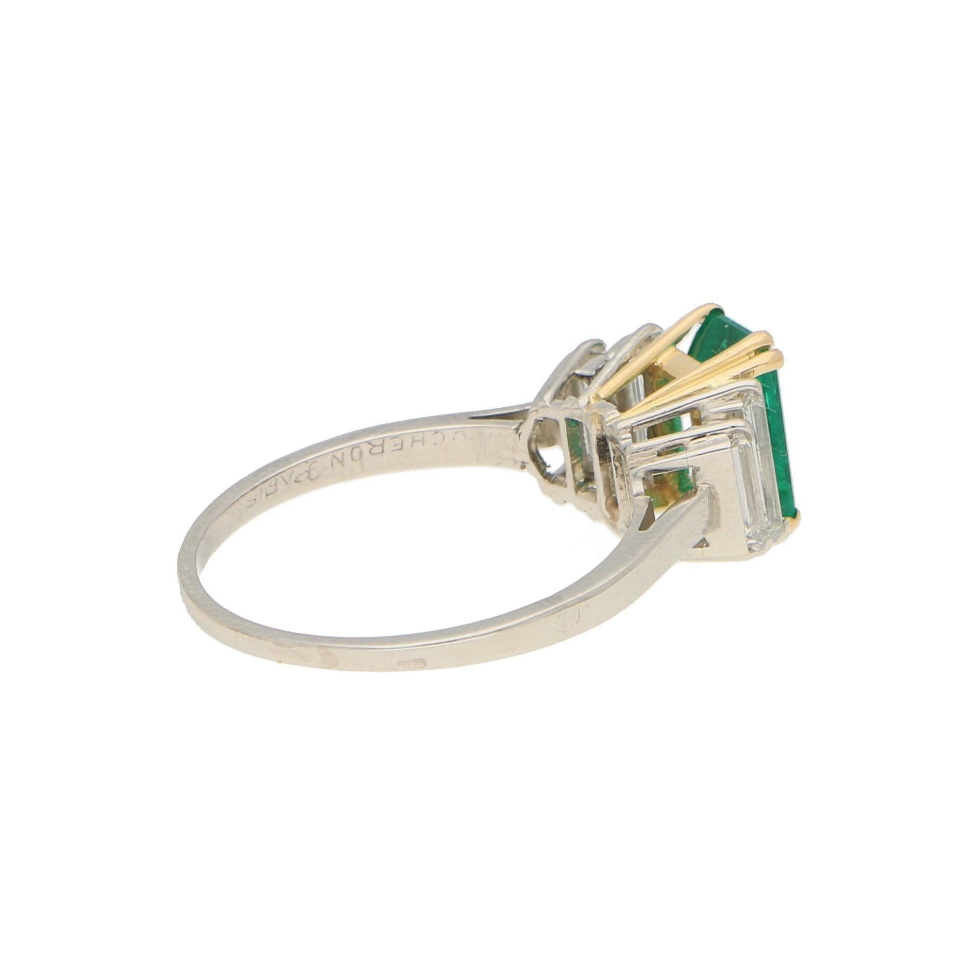 Boucheron Art Deco Stil Smaragd und Diamant Verlobungsring in Platin (Art déco)