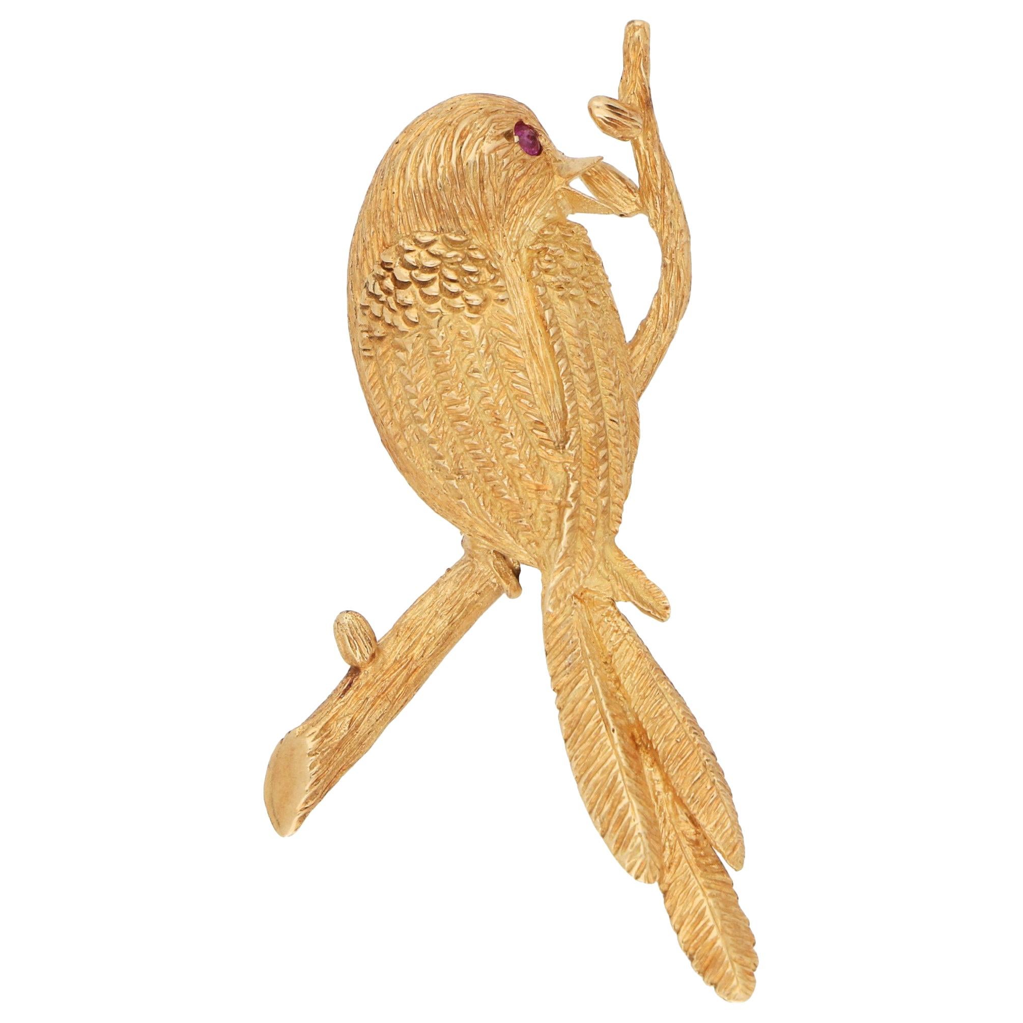 Boucheron Bird Perched on a Branch Brooch Yellow Gold, 1980s