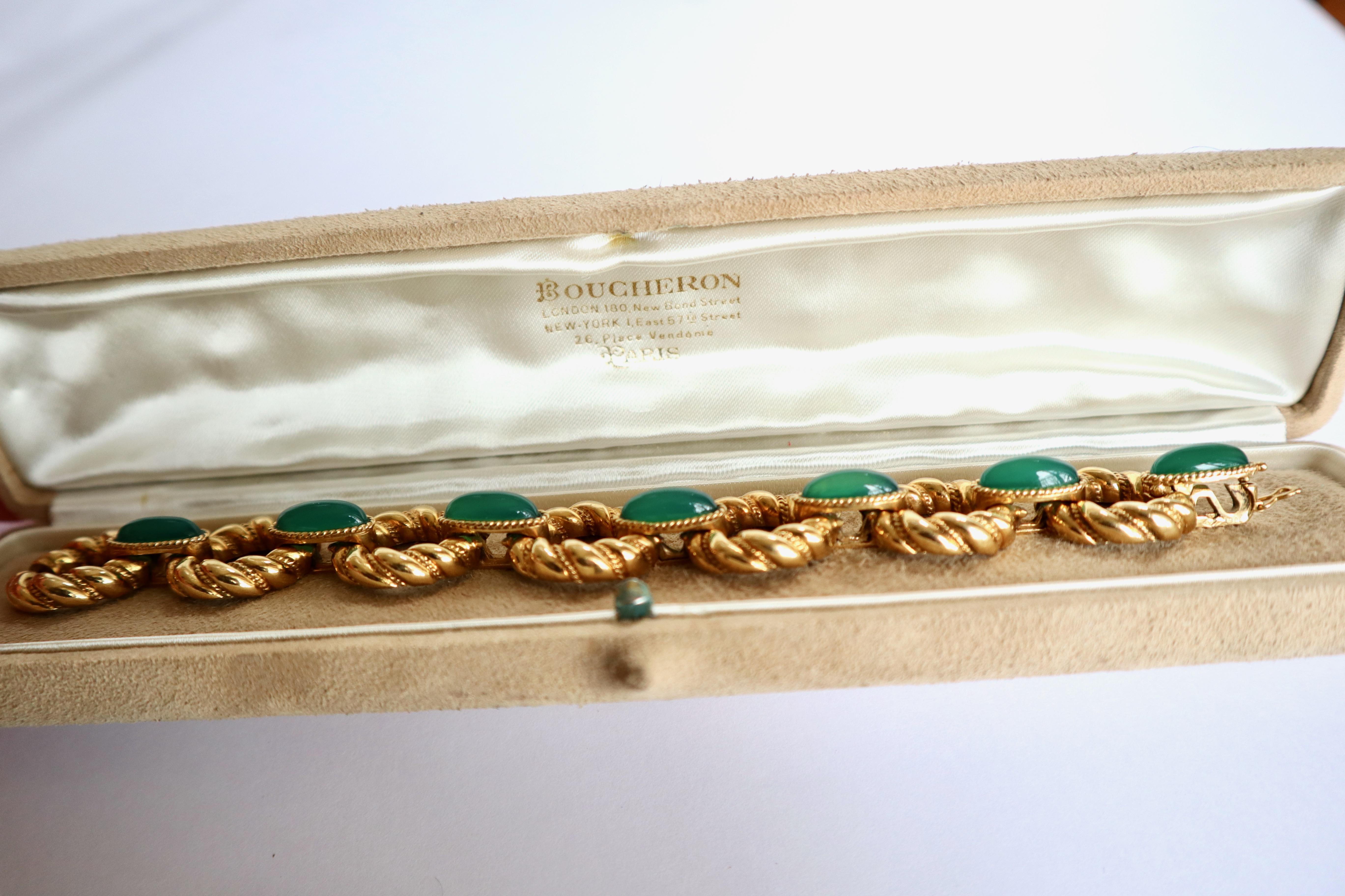 Boucheron Bracelet in Yellow Gold 18 Carat with Chrysoprase 1960 For Sale 4
