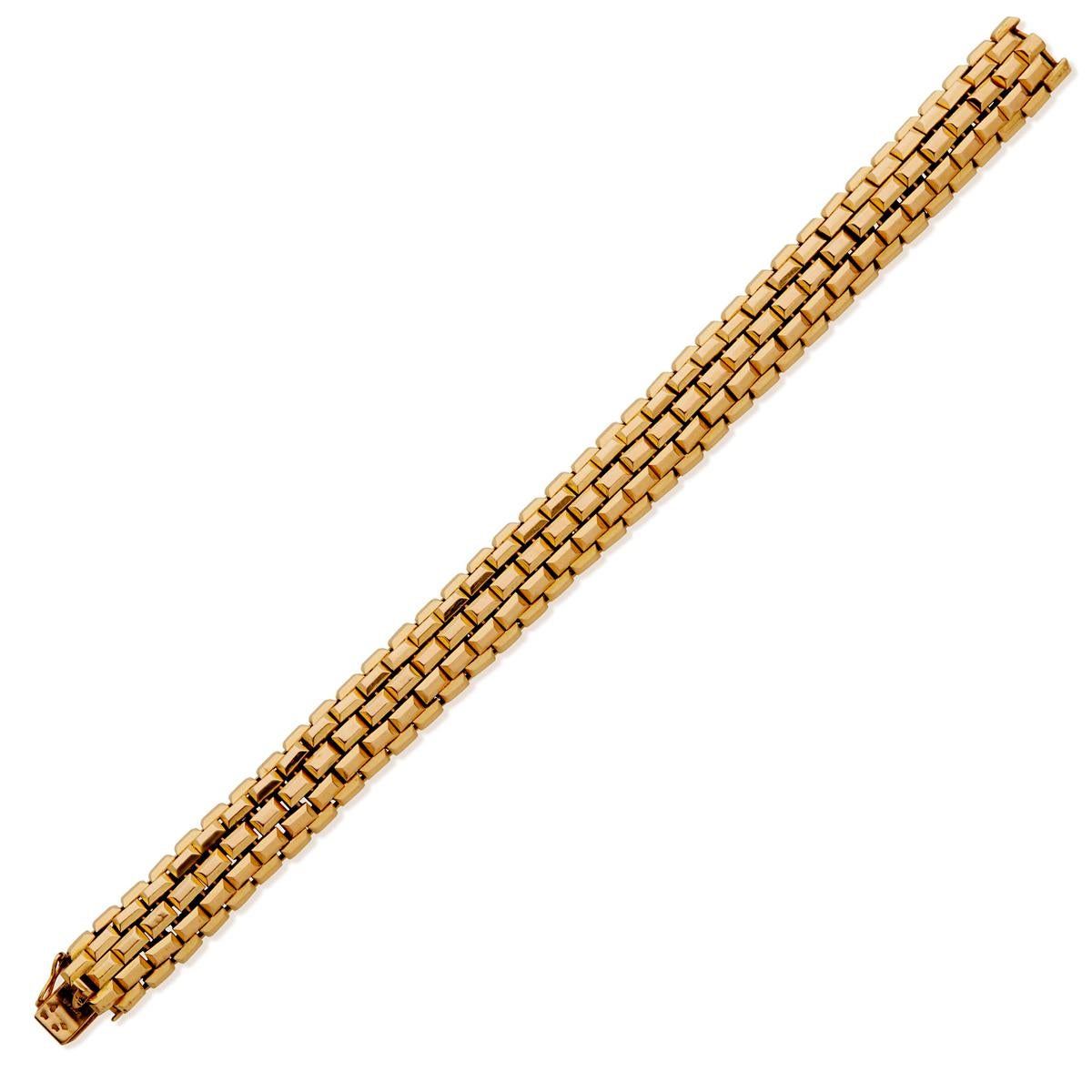 Boucheron Brick Yellow Gold Chain Bracelet In Good Condition For Sale In Feasterville, PA