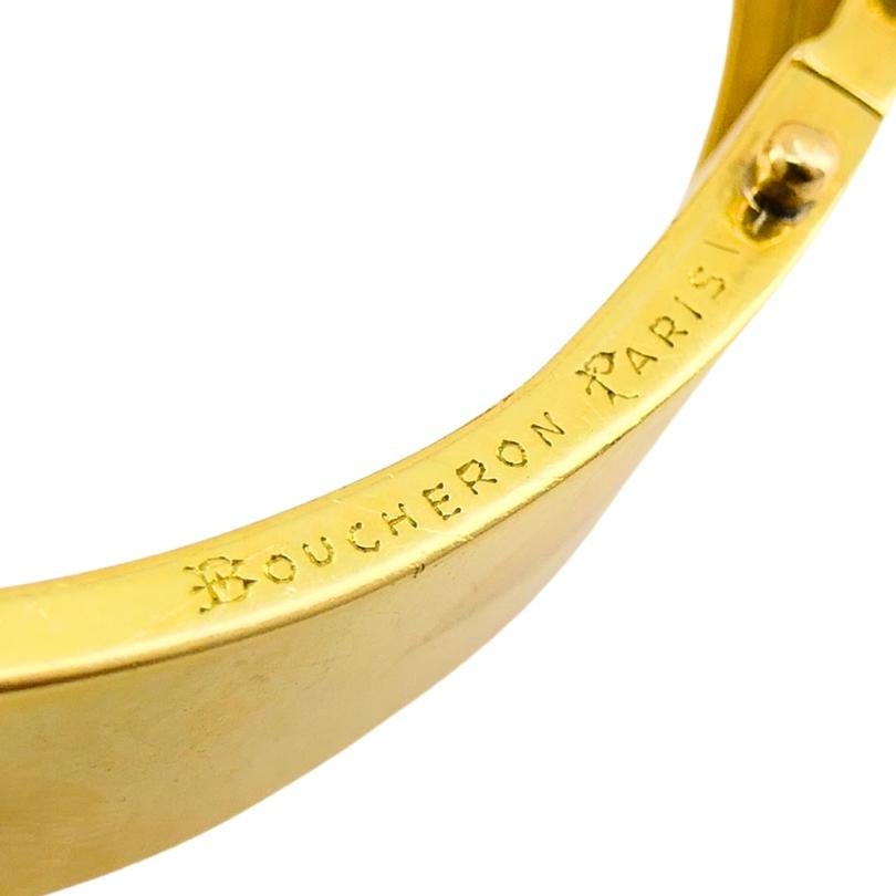 Boucheron Schnalle Armreif Armband 18k Gold Diamant Platin Französisch Estate Jewelry (Alteuropäischer Schliff) im Angebot