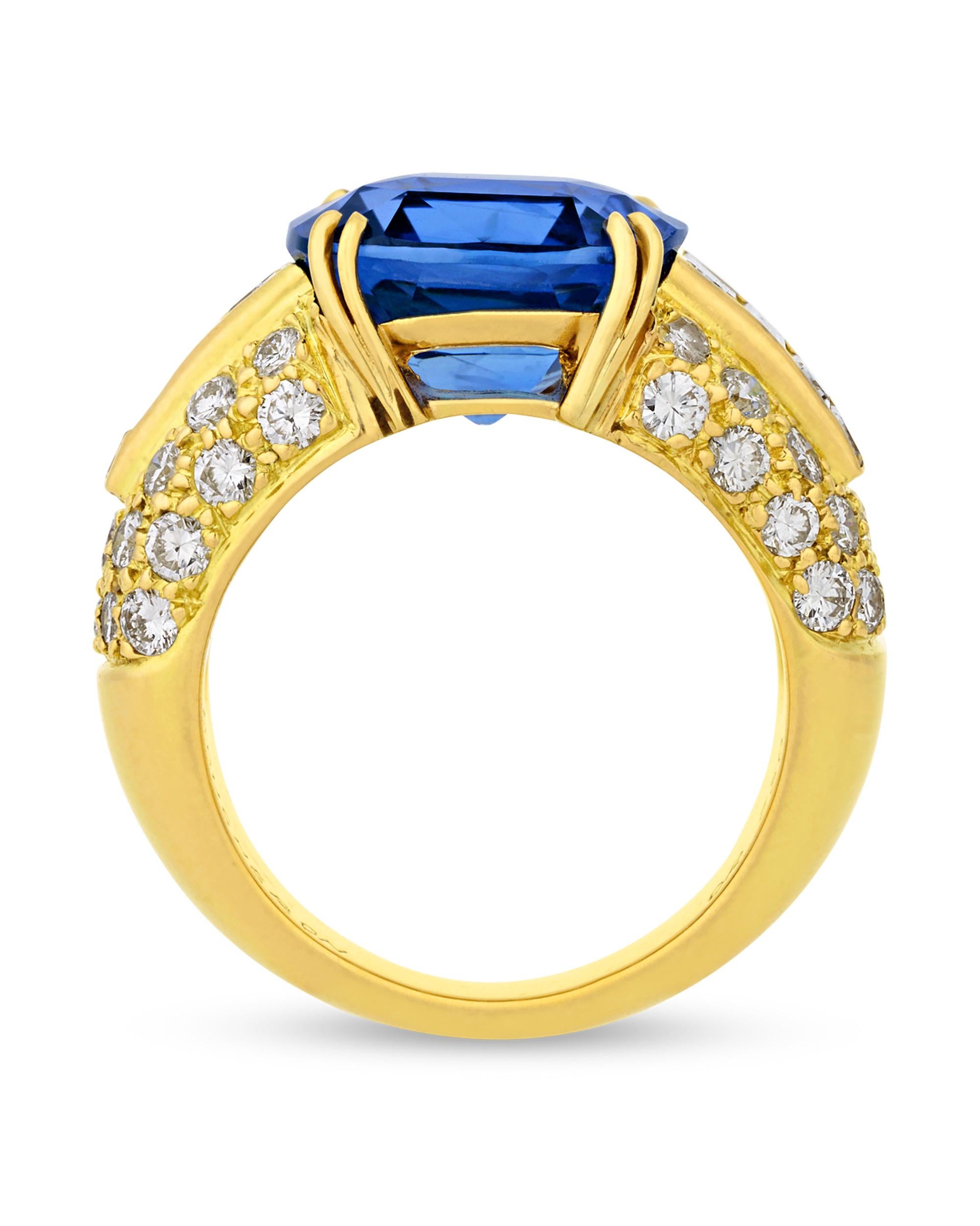 An exceptional 7.11-carat royal blue sapphire forms the focal point of this ring. The gemstone is certified by Gübelin as hailing from Burma and being completely untreated, with no gemological evidence of heat treatments to enhance the stone's hue.