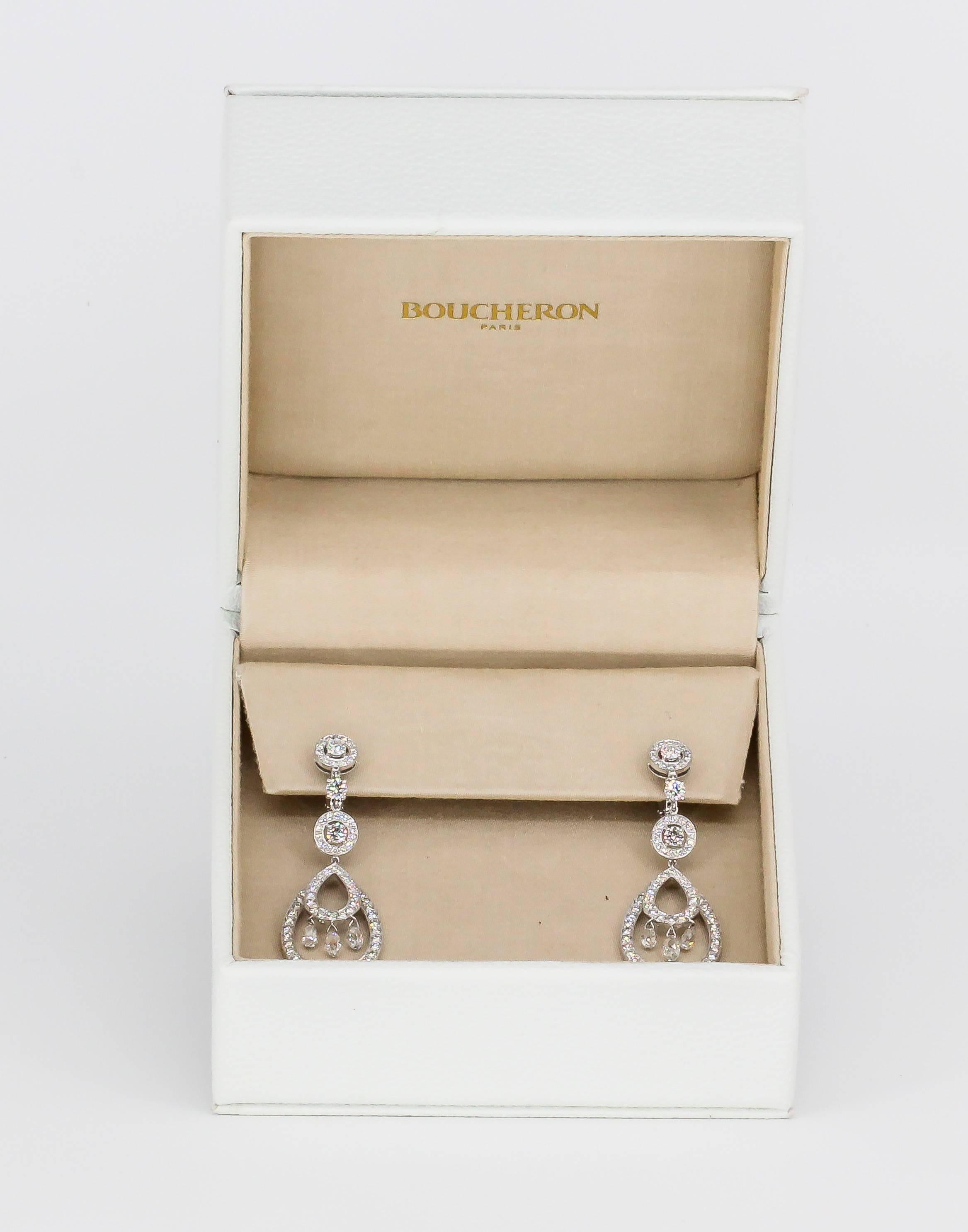 Boucheron Cinna Pampilles Diamond and White Gold Pendant Earrings In Excellent Condition In New York, NY