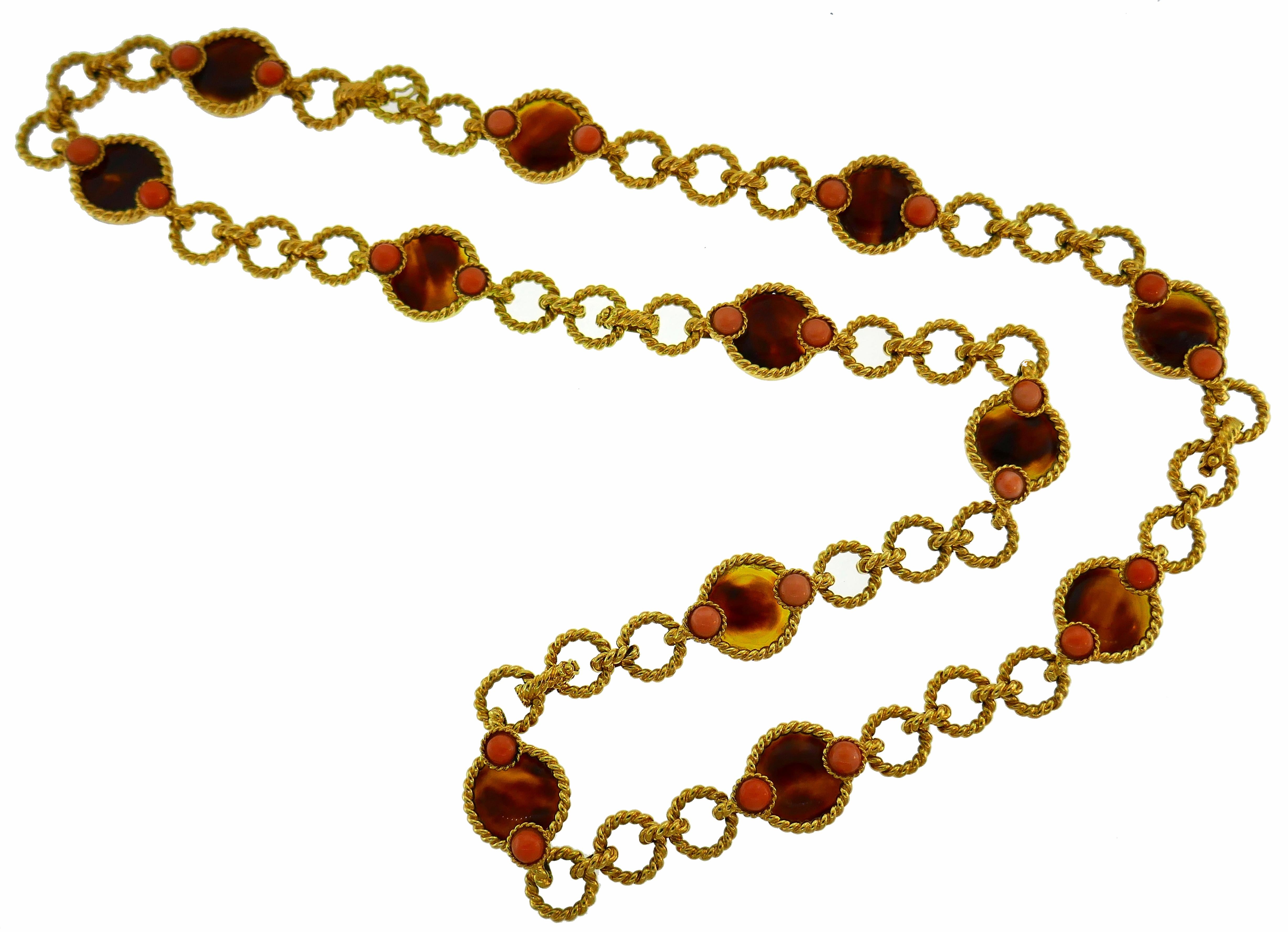 Women's Boucheron Coral Shell Gold Necklace Bracelet Interchangeable, 1970s