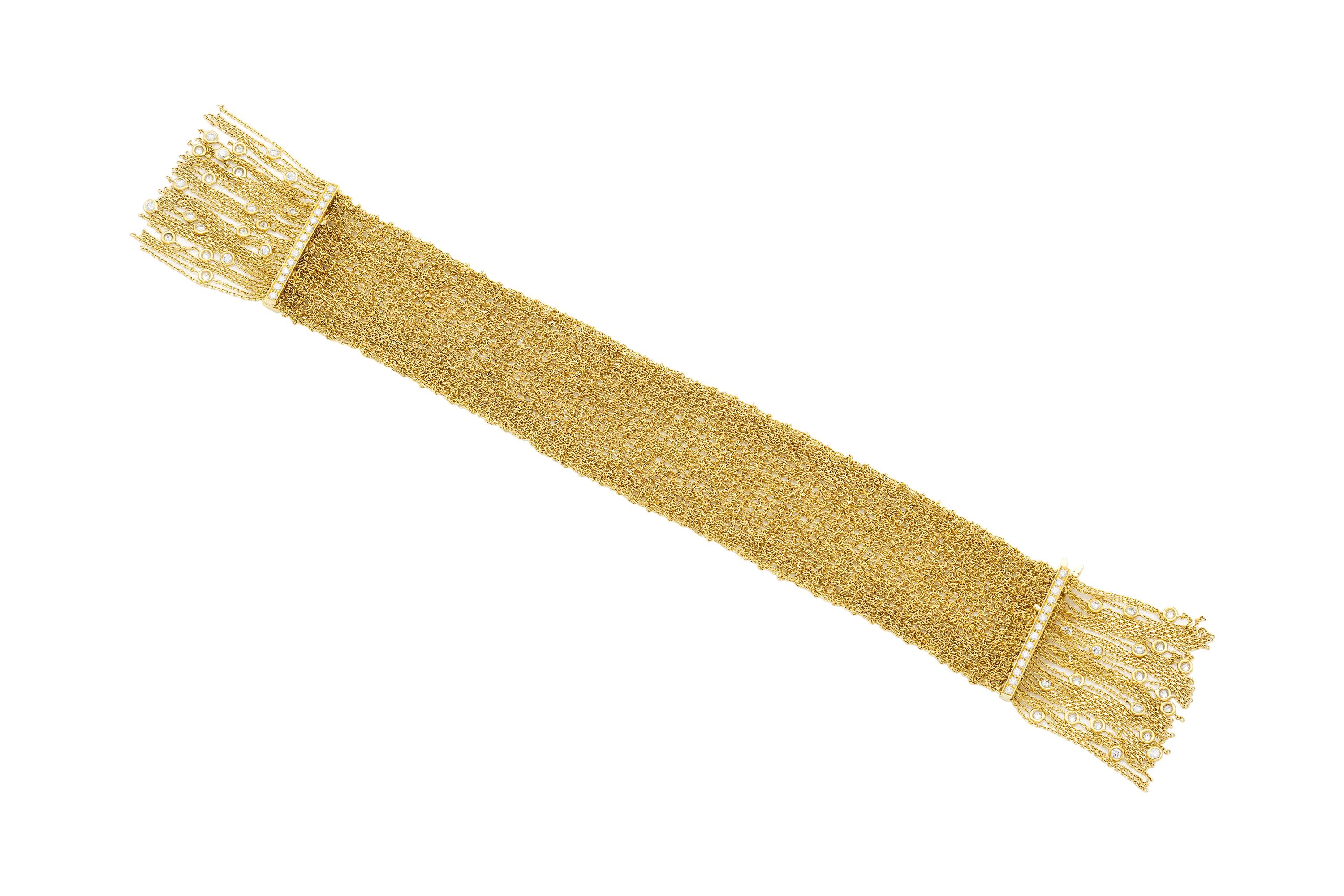 Boucheron Parure collier, bracelet et boucles d'oreilles écharpe Delilah en maille d'or en vente 4