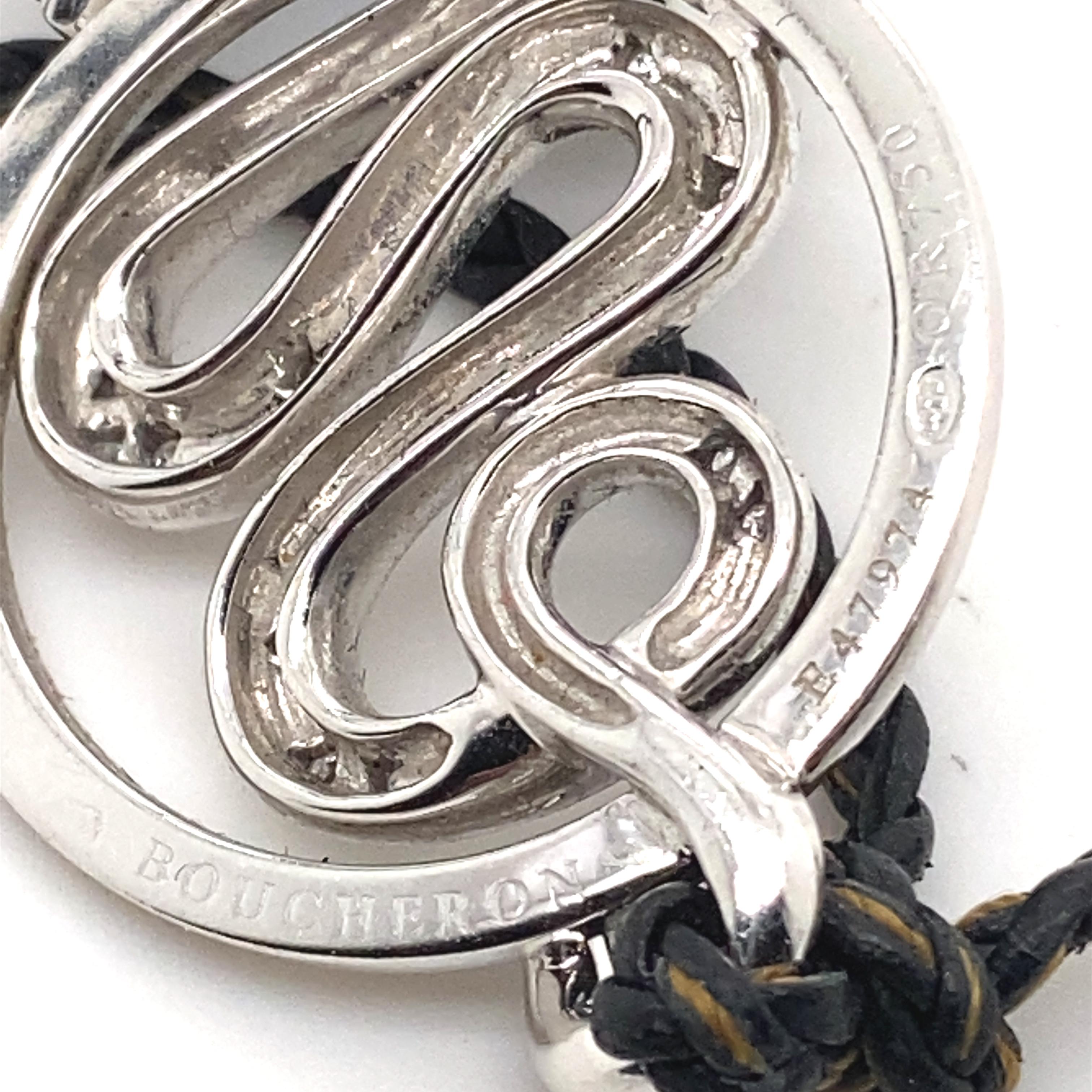 Boucheron Diamond 18 Karat White Gold Trouble Snake Bracelet In Good Condition In London, GB
