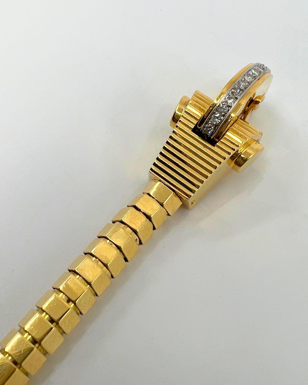 Bracelet Boucheron en or 18 carats et diamants, c. 1950 Unisexe en vente