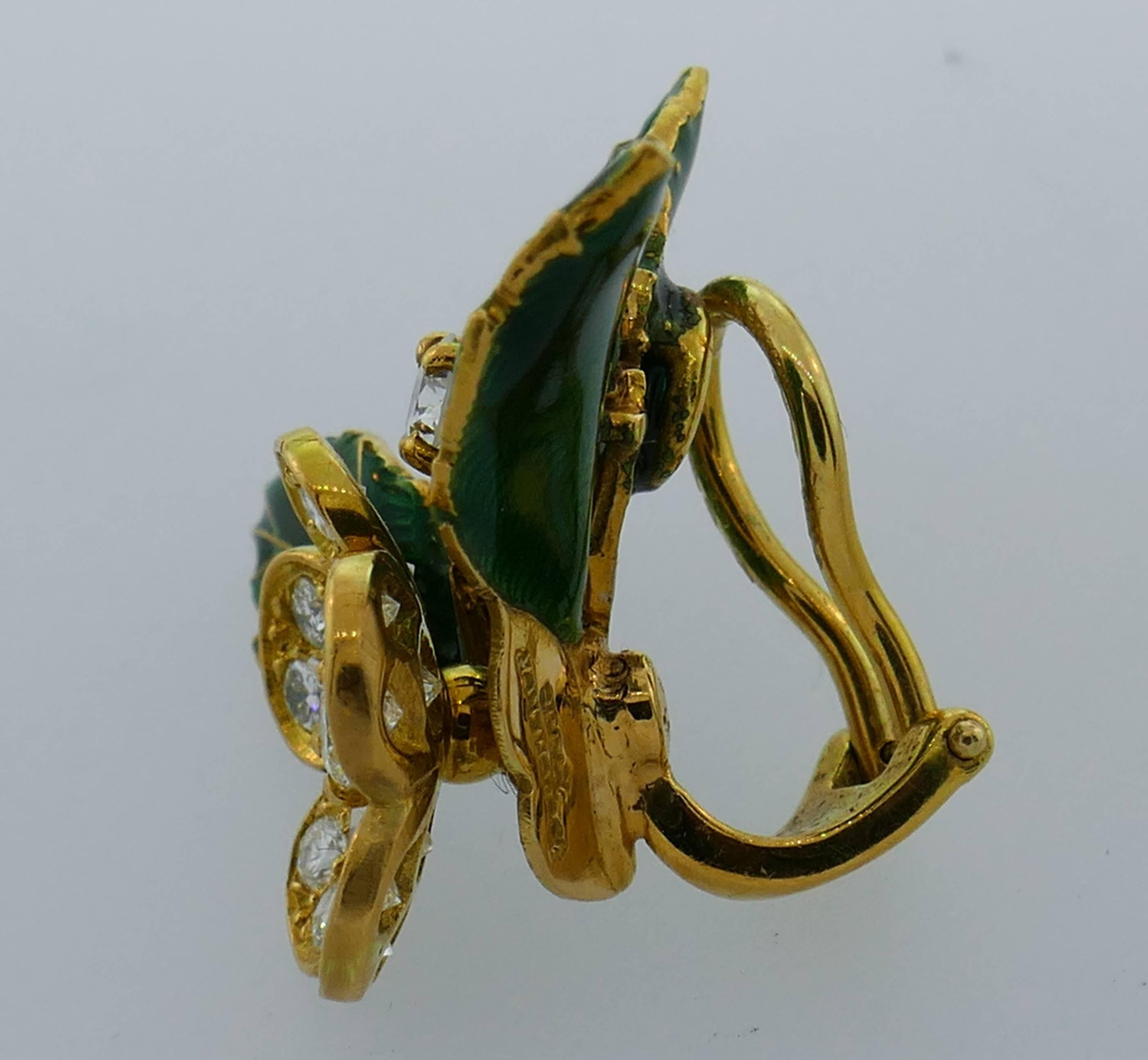 Boucheron Diamond Enamel Gold Earrings Clip Set Brooch Pin, 1950s France In Good Condition In Beverly Hills, CA