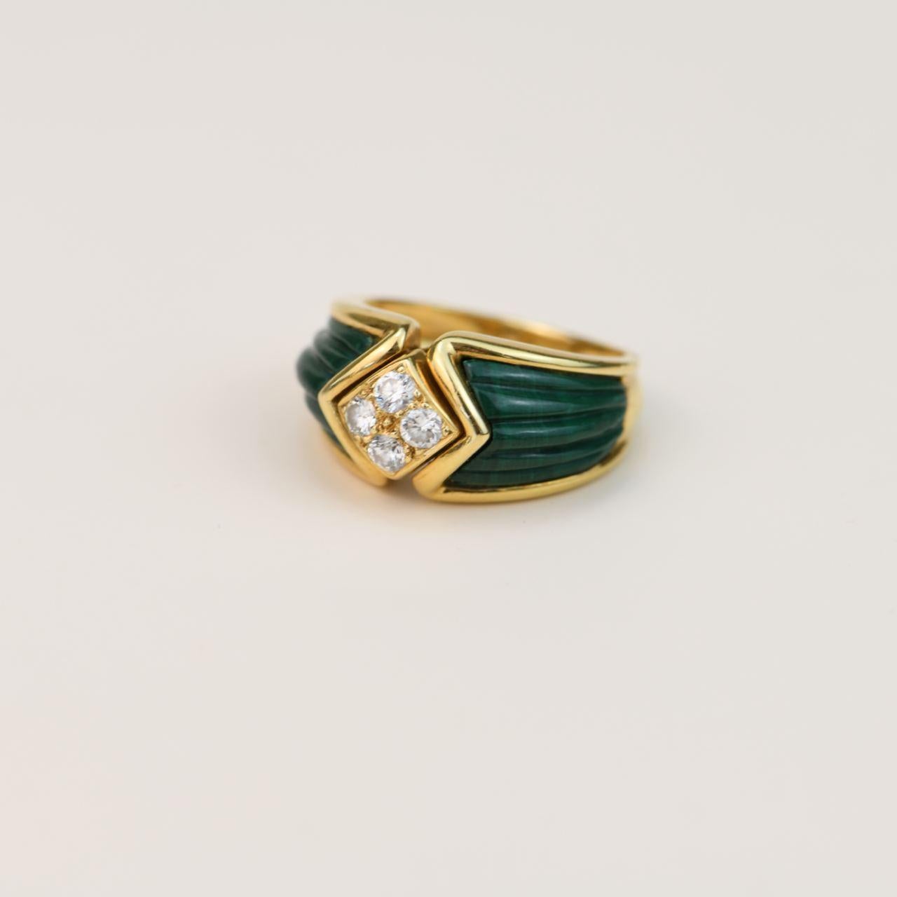 Women's or Men's Boucheron Diamond Malachite Yellow Gold Ring Size 52