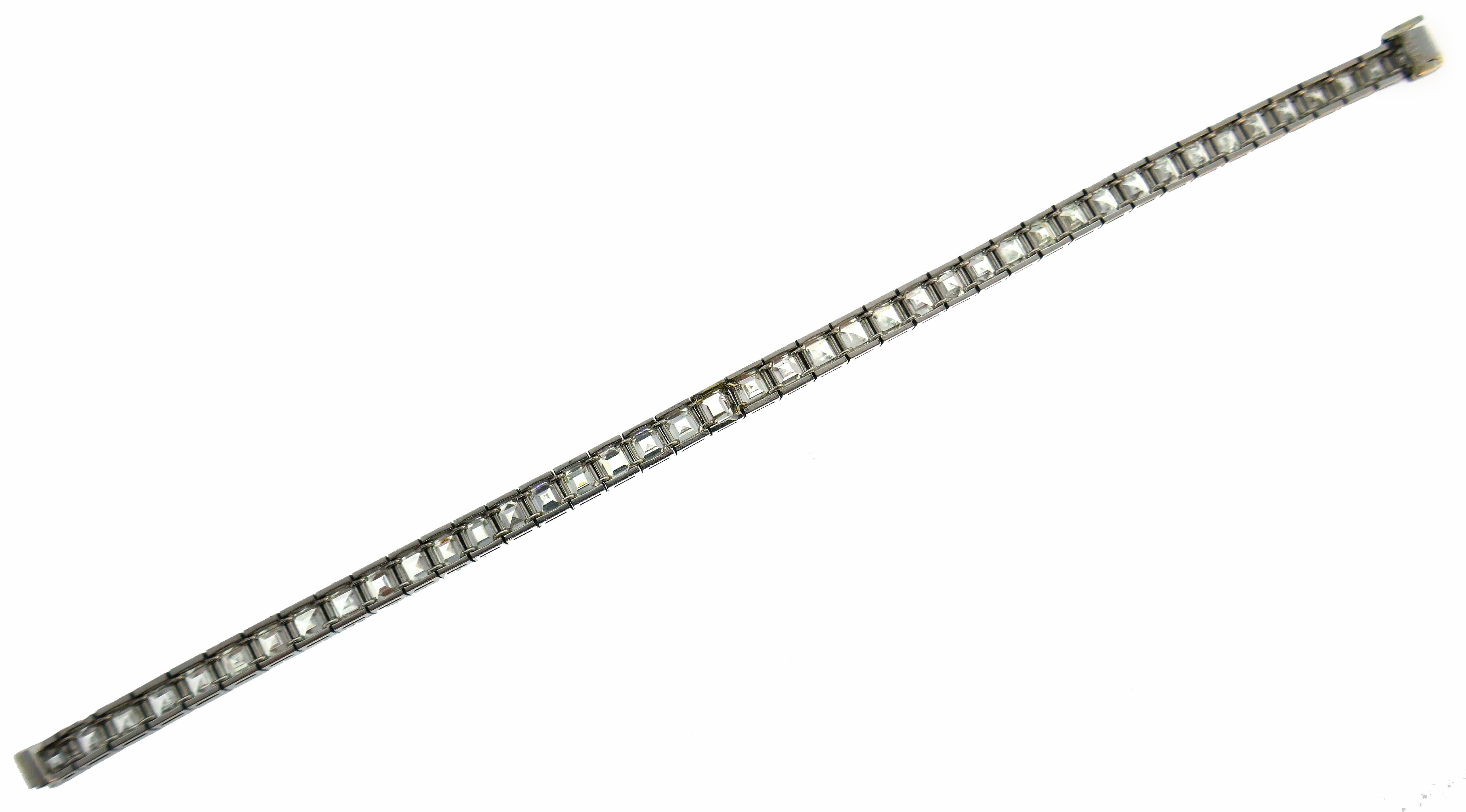 Boucheron Diamond Platinum Tennis Line Bracelet, 1950s In Good Condition For Sale In Beverly Hills, CA