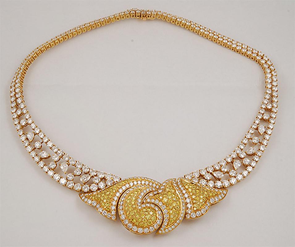 Vintage fancy colored and white diamond necklace, mounted in 18k yellow gold, signed Boucheron.

Approximately 6.0 cts. of fancy yellow diamond

38 cts. of white diamonds
Circa 1990s